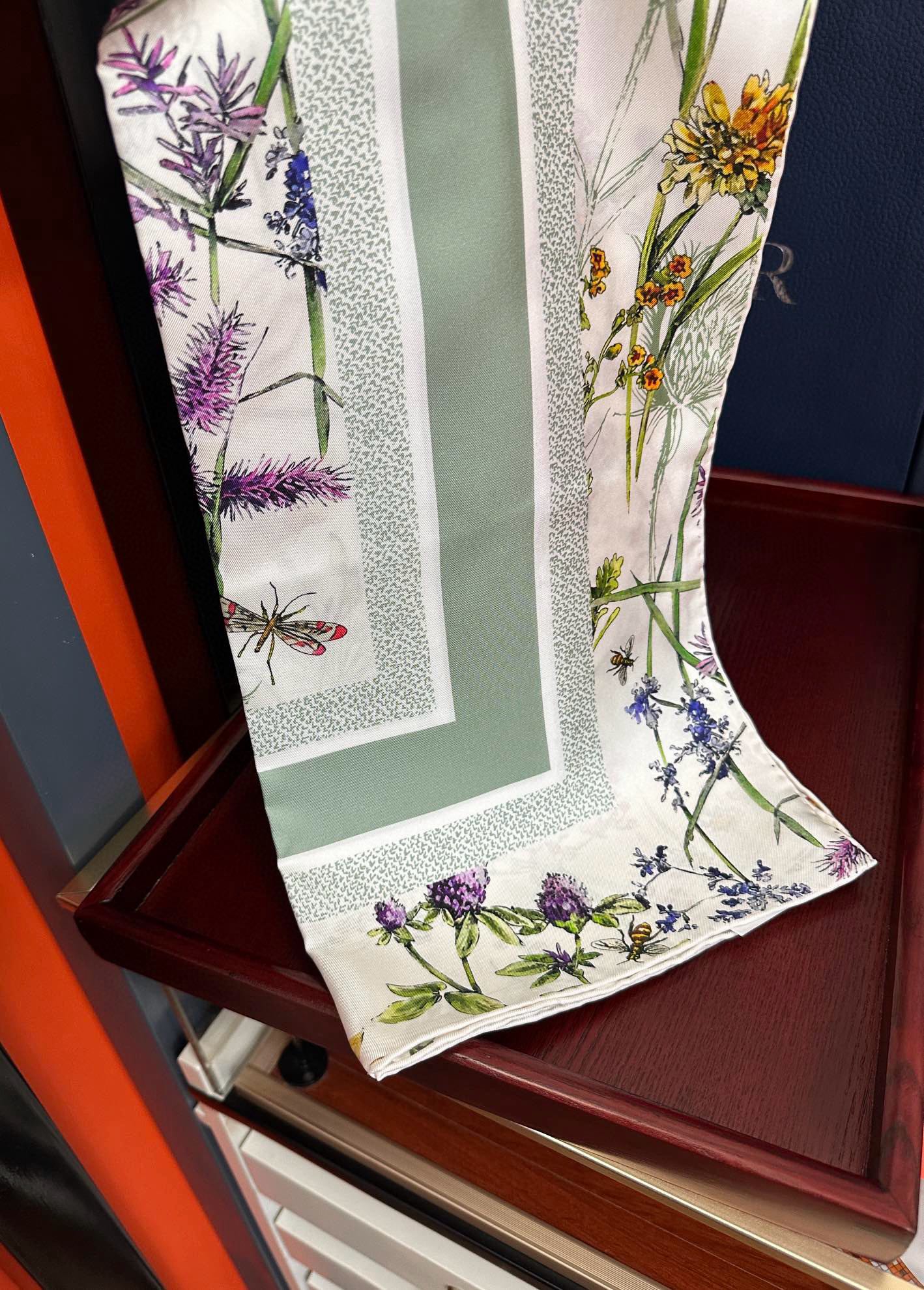 。高版本 迪奥 太美了 2025春夏季新款，太美了玫瑰买到都说好👍下手一定要快高端 大爱❤️女人尤物 货