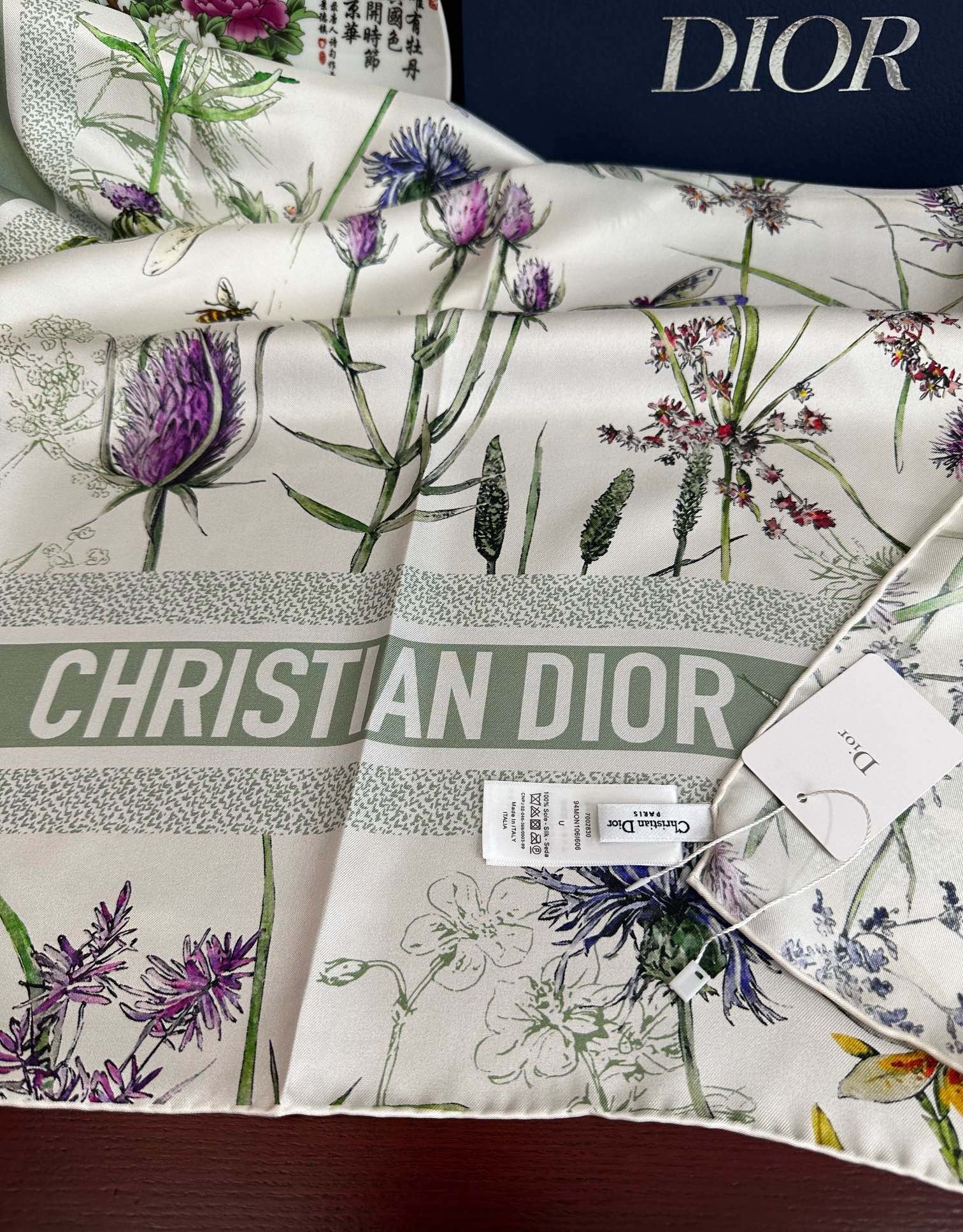 。高版本 迪奥 太美了 2025春夏季新款，太美了玫瑰买到都说好👍下手一定要快高端 大爱❤️女人尤物 货