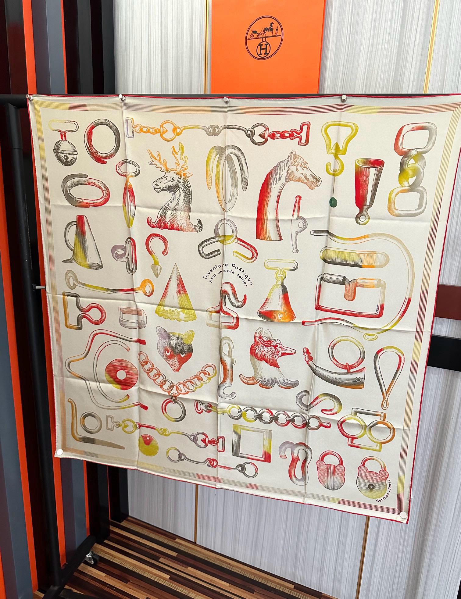 。高品质2025爱马仕最新款 官网同步 太阳精致卷边嘴唇太美了品质感很显好得意好搭到上瘾的丝巾色带着不显