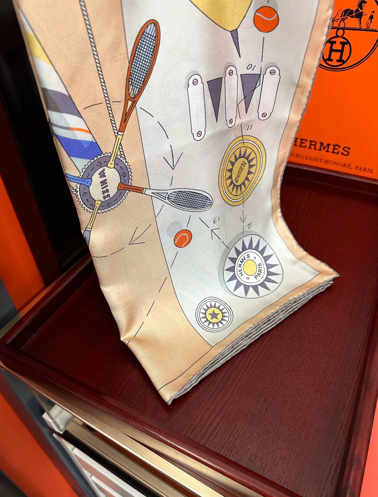  。H家2025新款【爱马系列】手工卷边，买到都说好👍下手一定要快高端 大爱❤️女人尤物 货极少 四季都