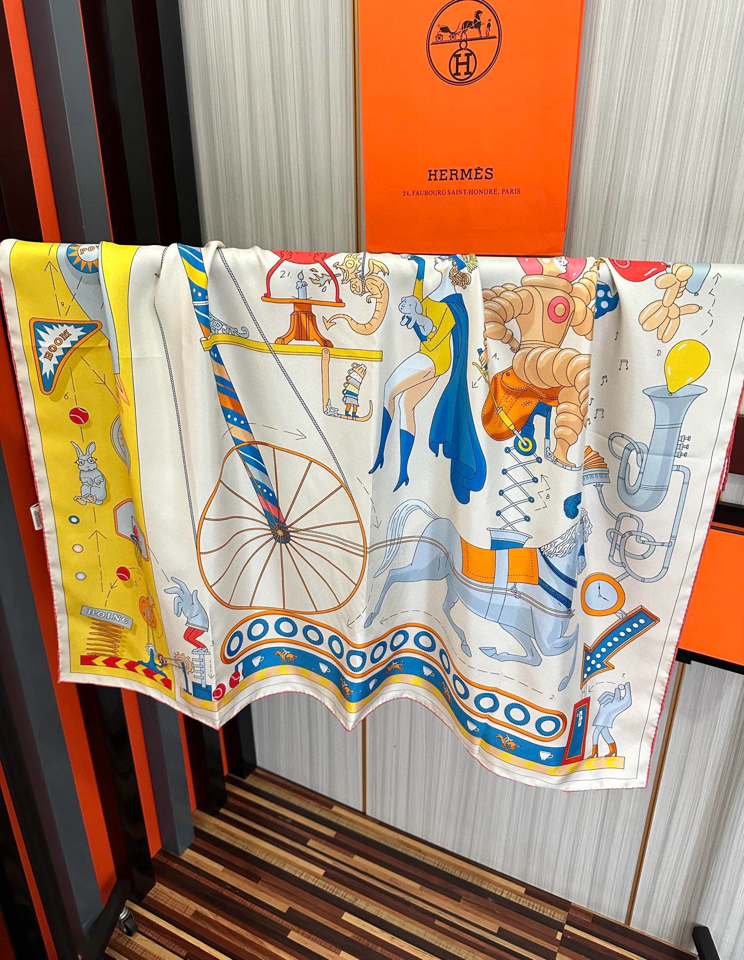  。H家2025新款【爱马系列】手工卷边，买到都说好👍下手一定要快高端 大爱❤️女人尤物 货极少 四季都