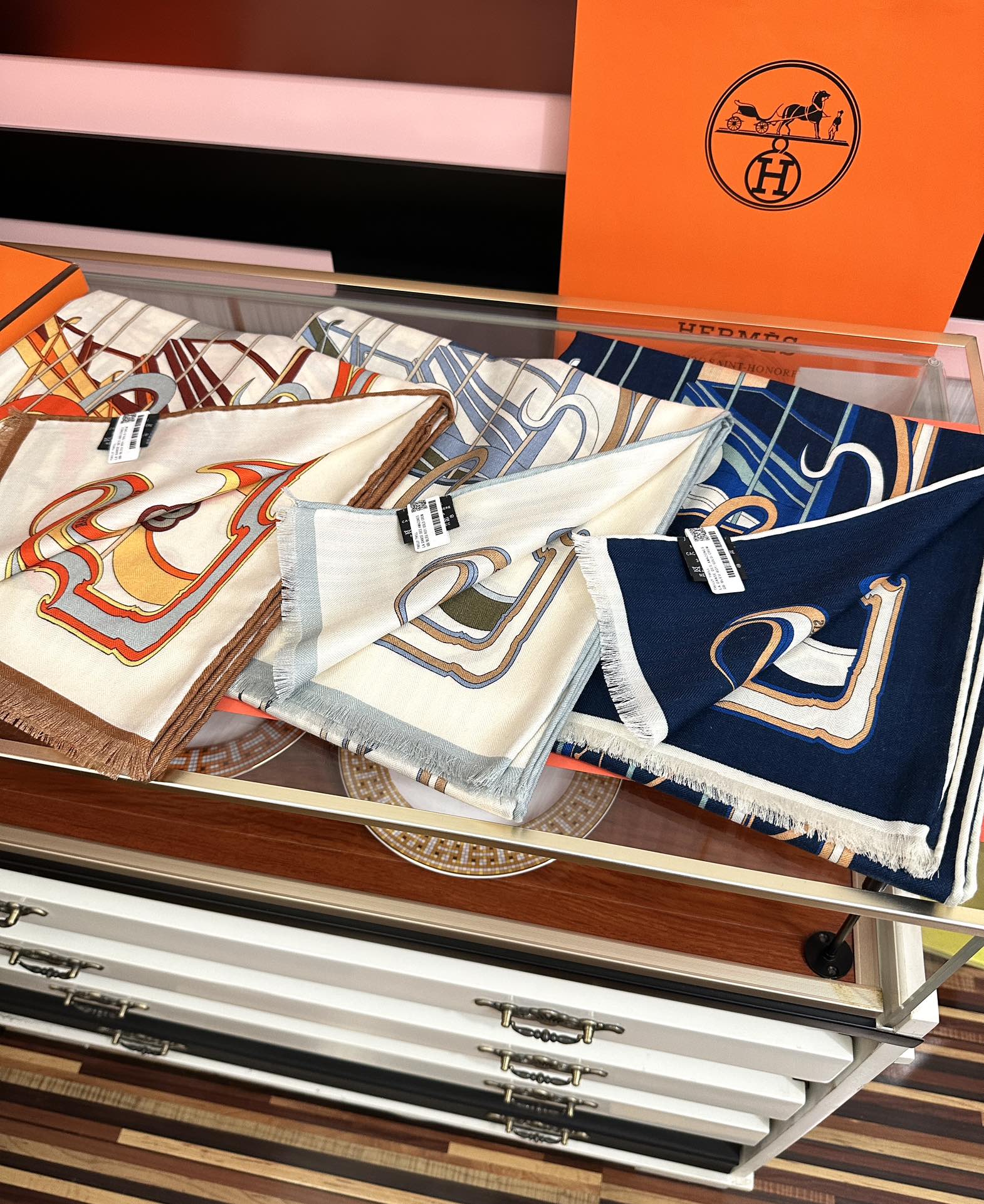 。新款 爱马仕。【双面同色】太美了吃瓜下手一定要快嘴唇四季都可以用勾引真心美的让人非常非上身效果简直美翻