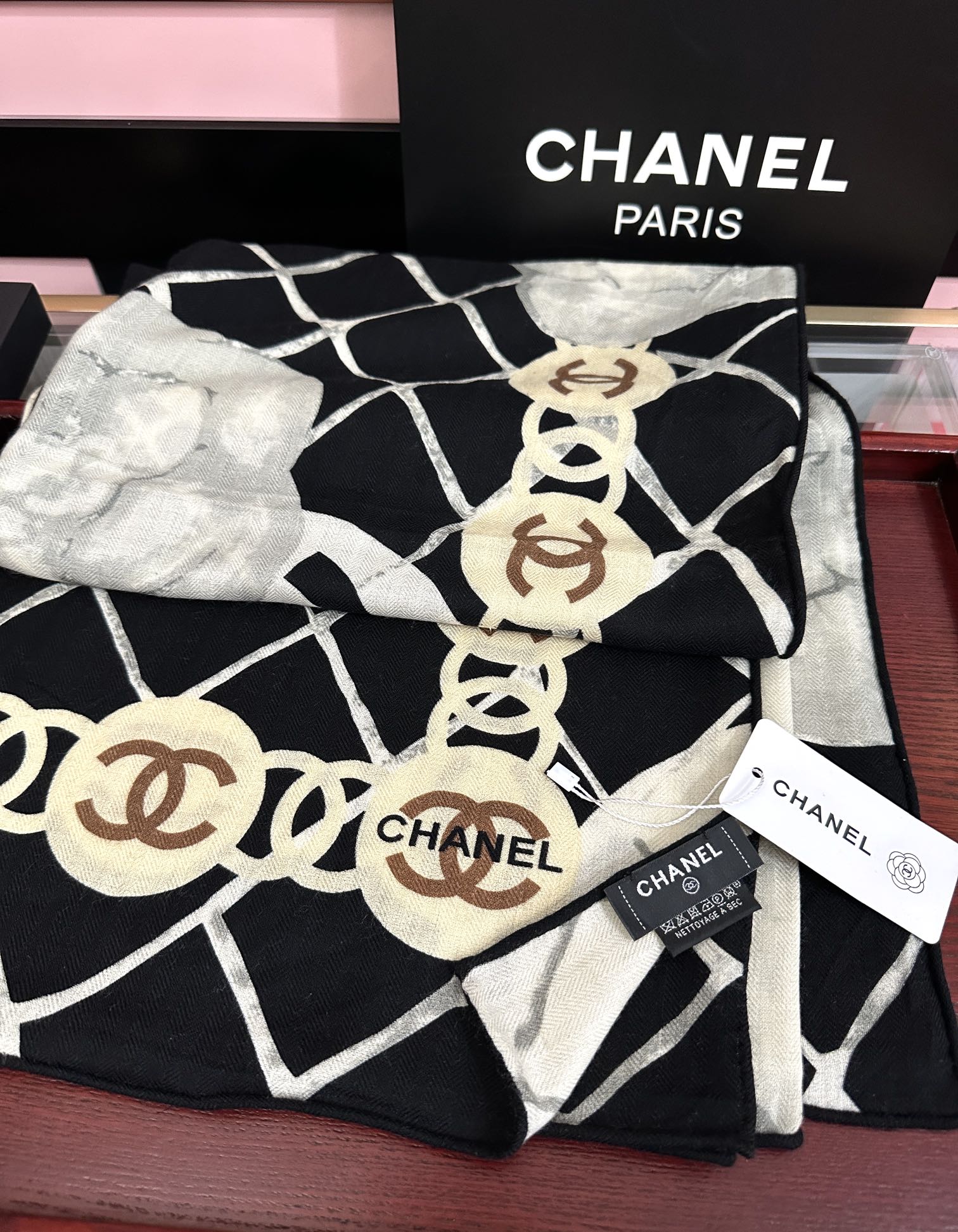 上新❤️香奈儿 香奶奶永远都是这么经典【双面同色】太美了發经典设计优雅风礼物~气质到骨子里色香奶奶新一季