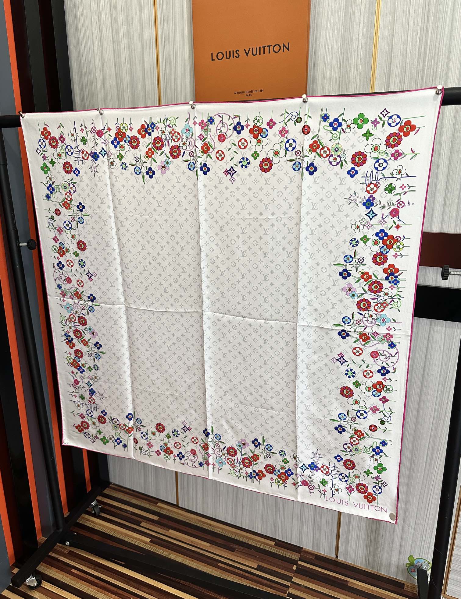 。10最新款 LV 高品质永远都是那么经典庆祝今年最流行的款式太阳顶级设计 Monogram SuPer