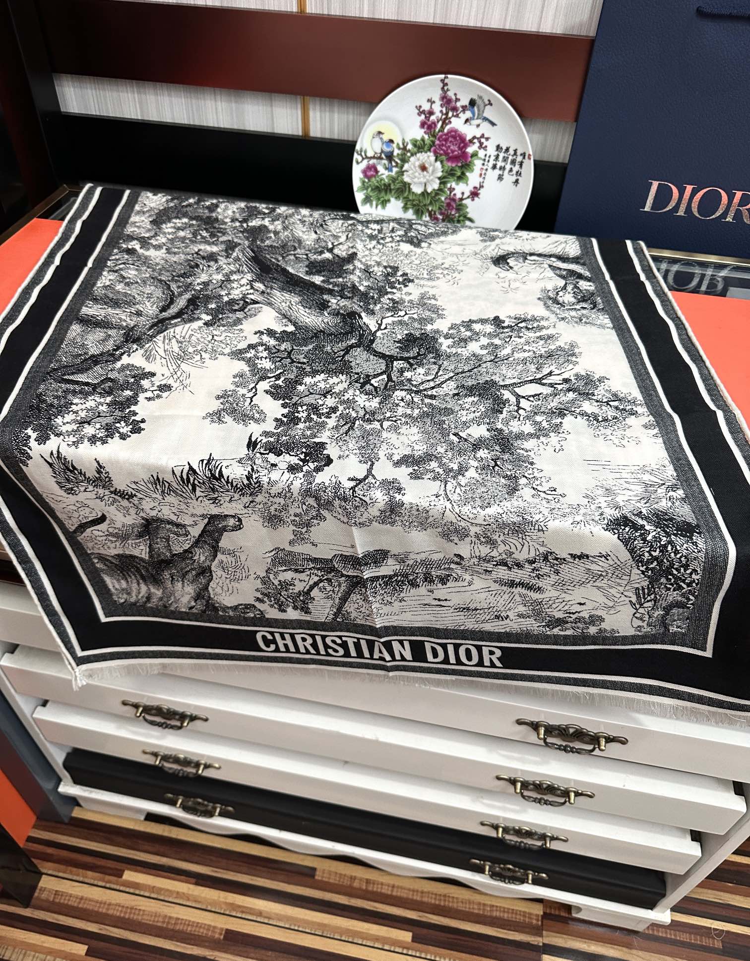 新款迪奥。2010双面同色【动物丛林】太美了吃瓜下手一定要快嘴唇四季都可以用勾引真心美的让人非常非上身效