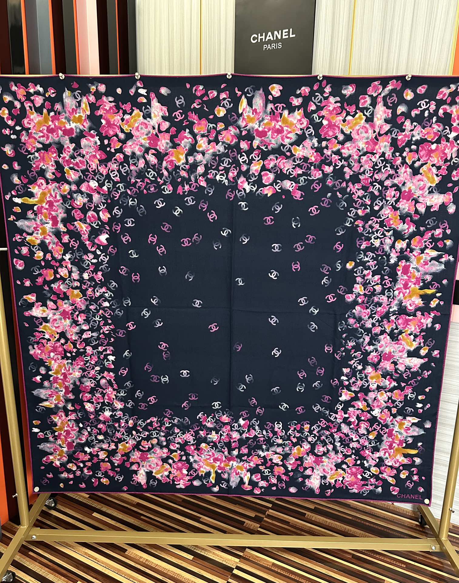 ❤️香奈儿 【2025双面同色印花】太美了發经典茶花帽子🎩设计优雅风礼物~气质到骨子里色香奶奶新一季的面