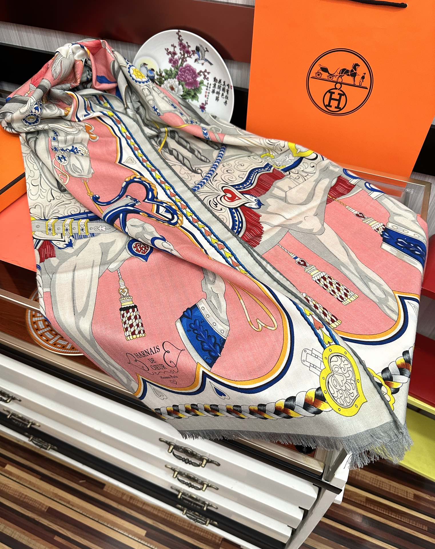 上新 2025 爱马仕。【双面同色骏马奔腾】太美了吃瓜下手一定要快嘴唇四季都可以用勾引真心美的让人非常非