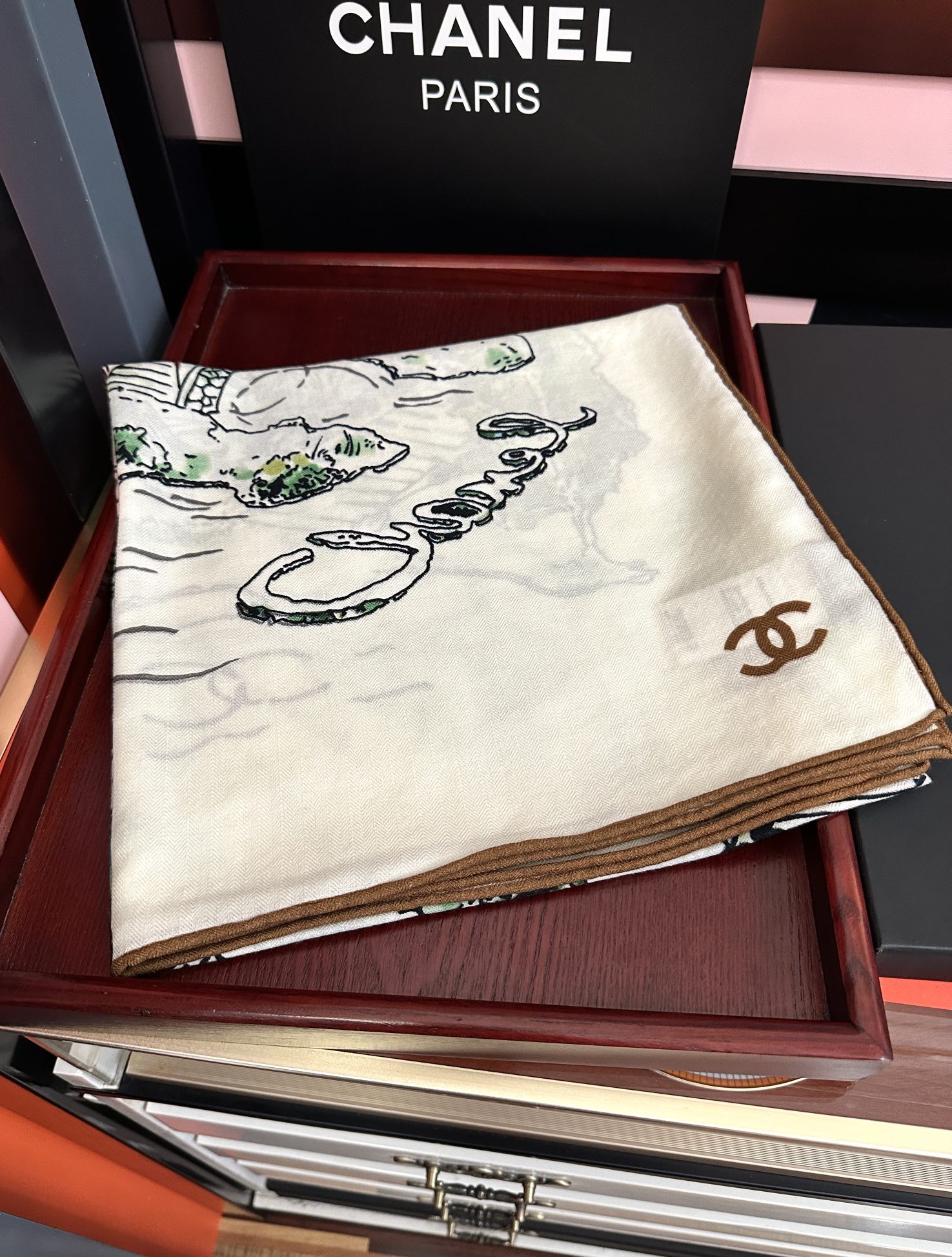 新款❤️2025 香奈儿 太美了 【双面同色】發经典设计优雅风礼物~气质到骨子里色香奶奶新一季的面料超高