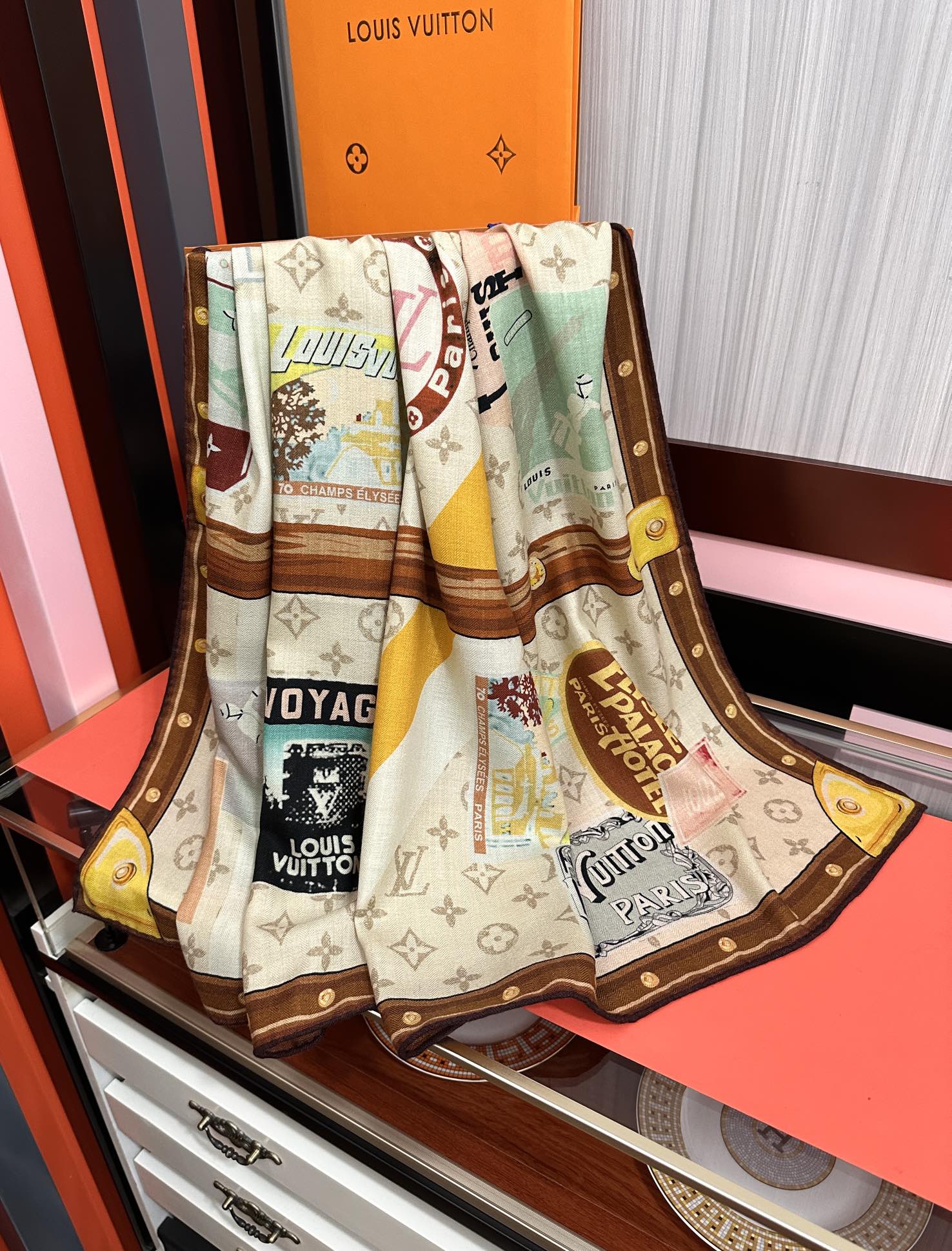 ❤️新款LV   2025高品质 官网同步【双面同色】经典优雅礼物~气质到骨子里色新一季的面料超高级，真