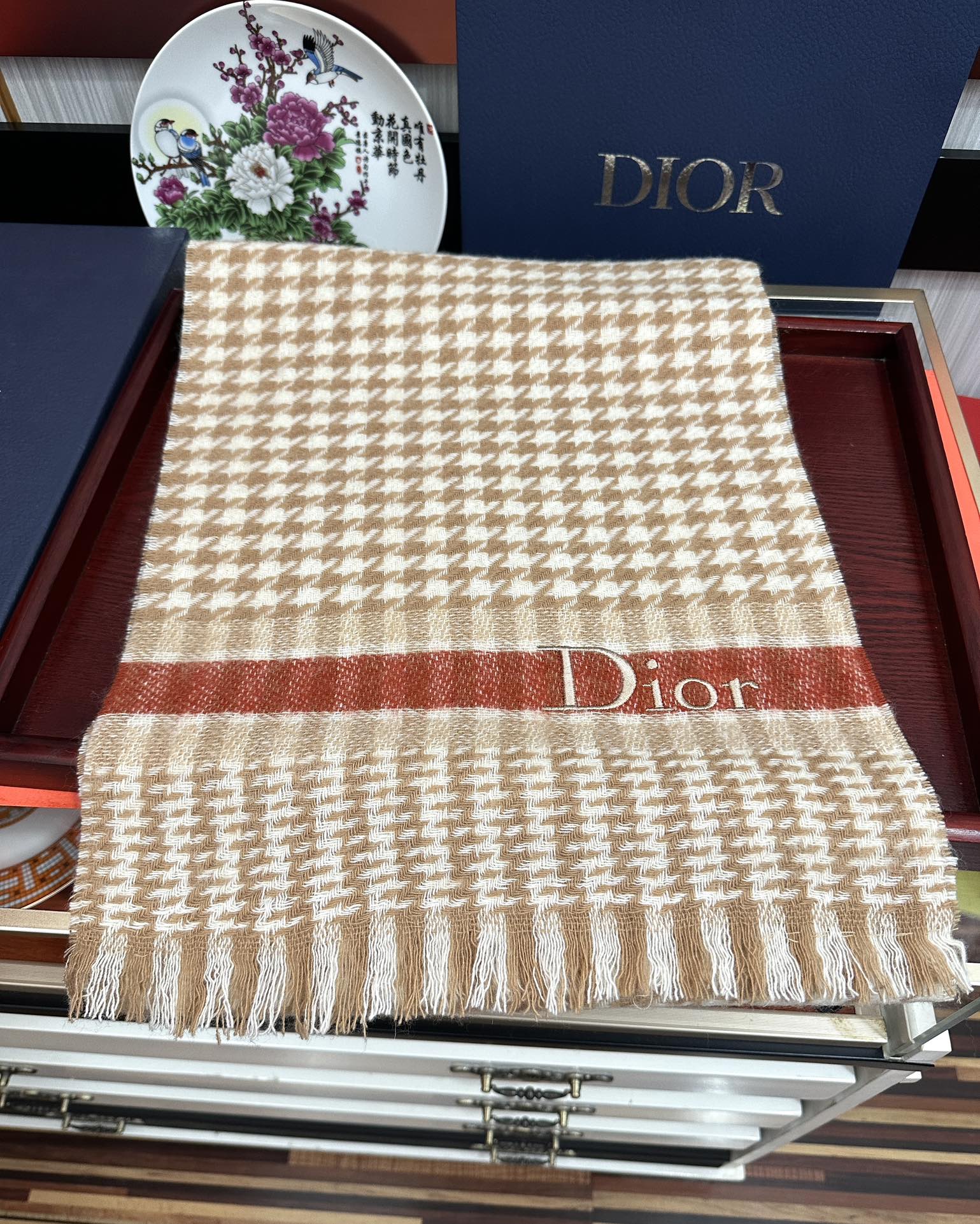 Dior 太美了2025 迪家采用内蒙古羊绒 最新款男女通用 重磅推荐 的格子 永不过时 非常保暖柔软亲肤