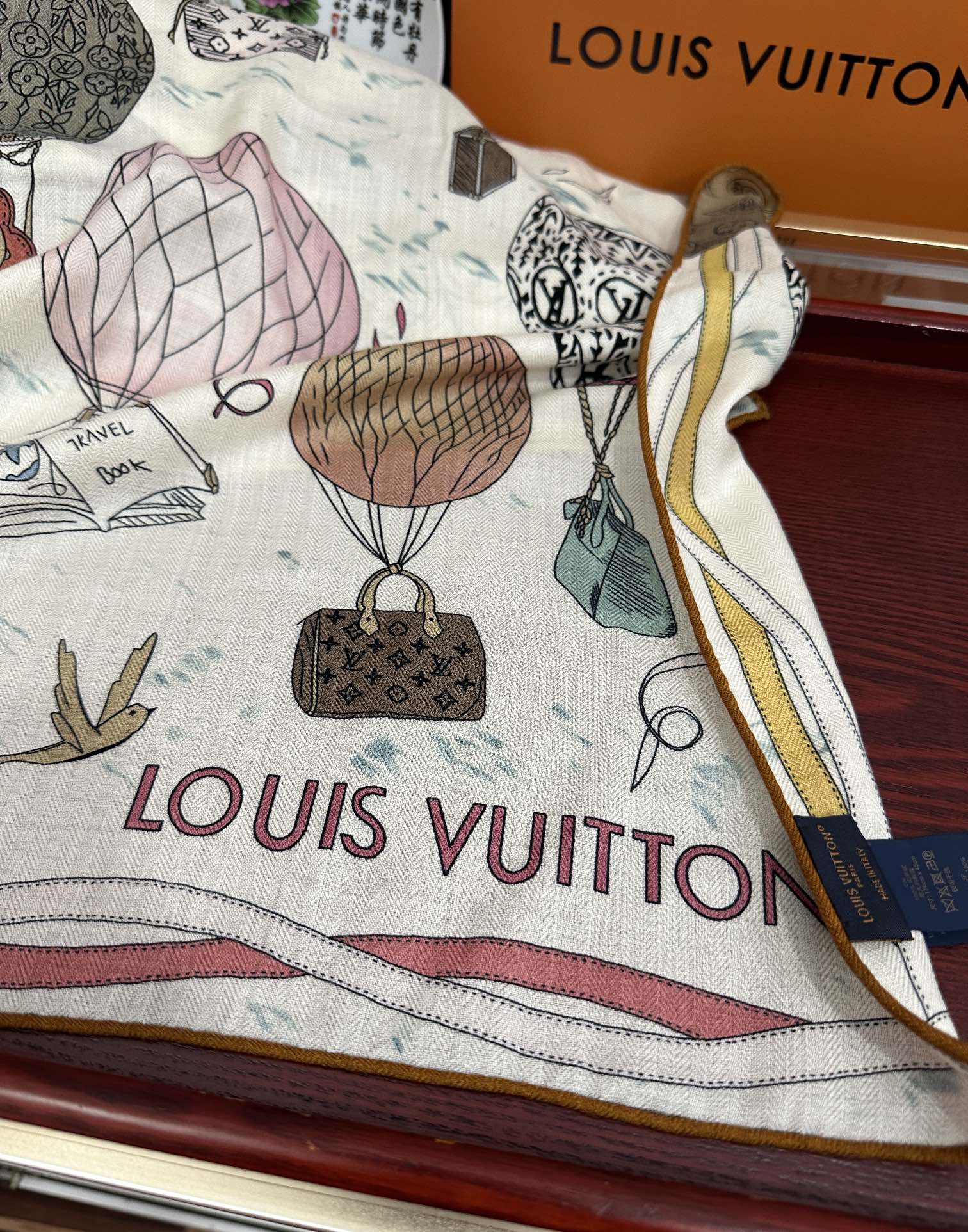 Louis Vuitton LV 2025双面同色热气球 优雅 ~气质到骨子里 新一季的面料超高级