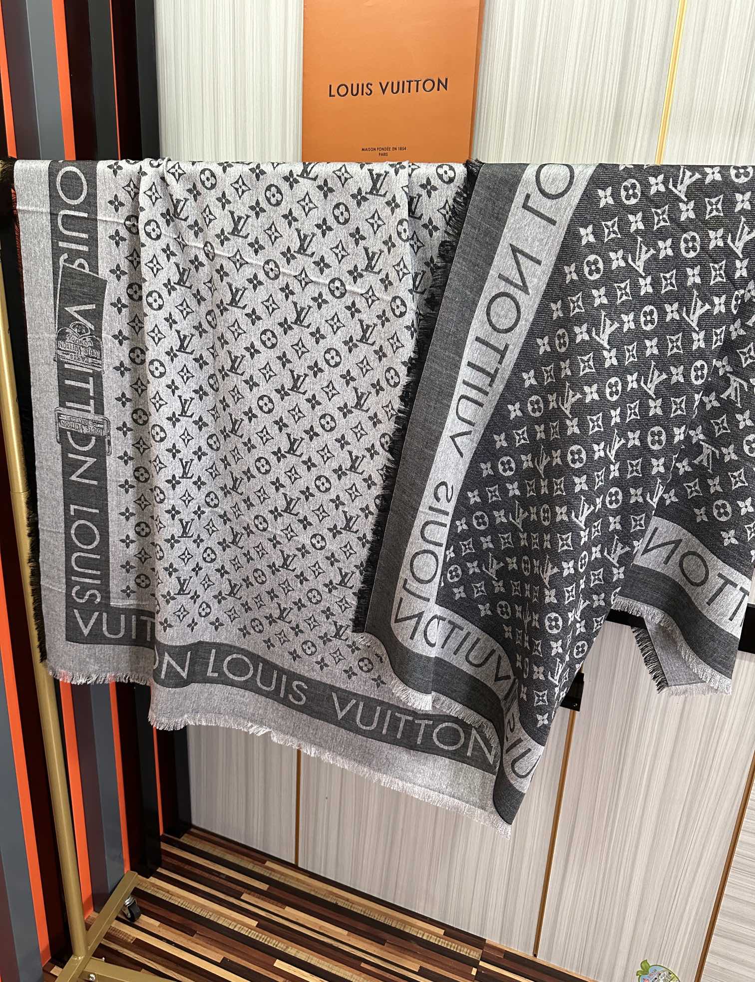 🔥2080最新款LV重磅推荐太美了[得意]，永不过时，好货不怕晚，经典款L家人手必备一条最最经典款💪🏻💪