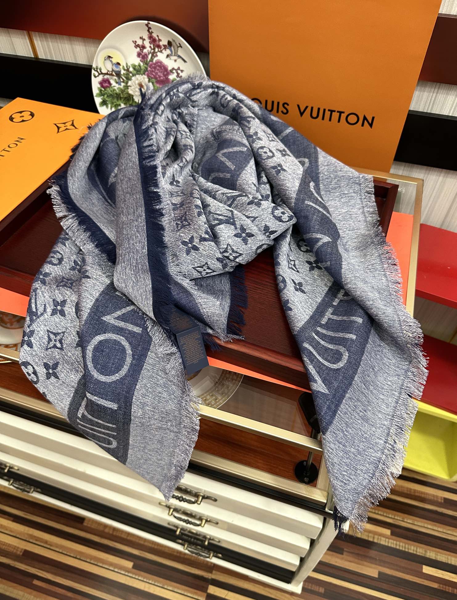 🔥2080最新款LV重磅推荐太美了[得意]，永不过时，好货不怕晚，经典款L家人手必备一条最最经典款💪🏻💪