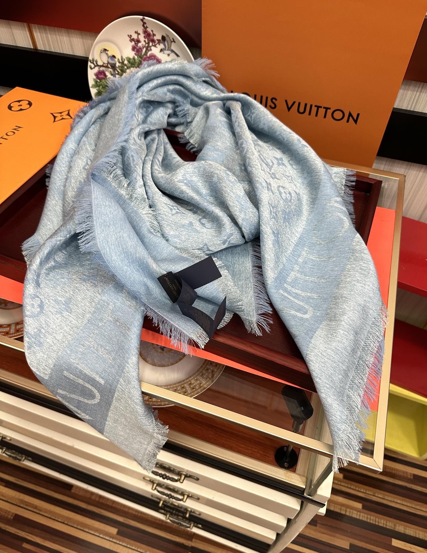 🔥2080最新款LV重磅推荐太美了[得意]，永不过时，好货不怕晚，经典款L家人手必备一条最最经典款💪🏻💪