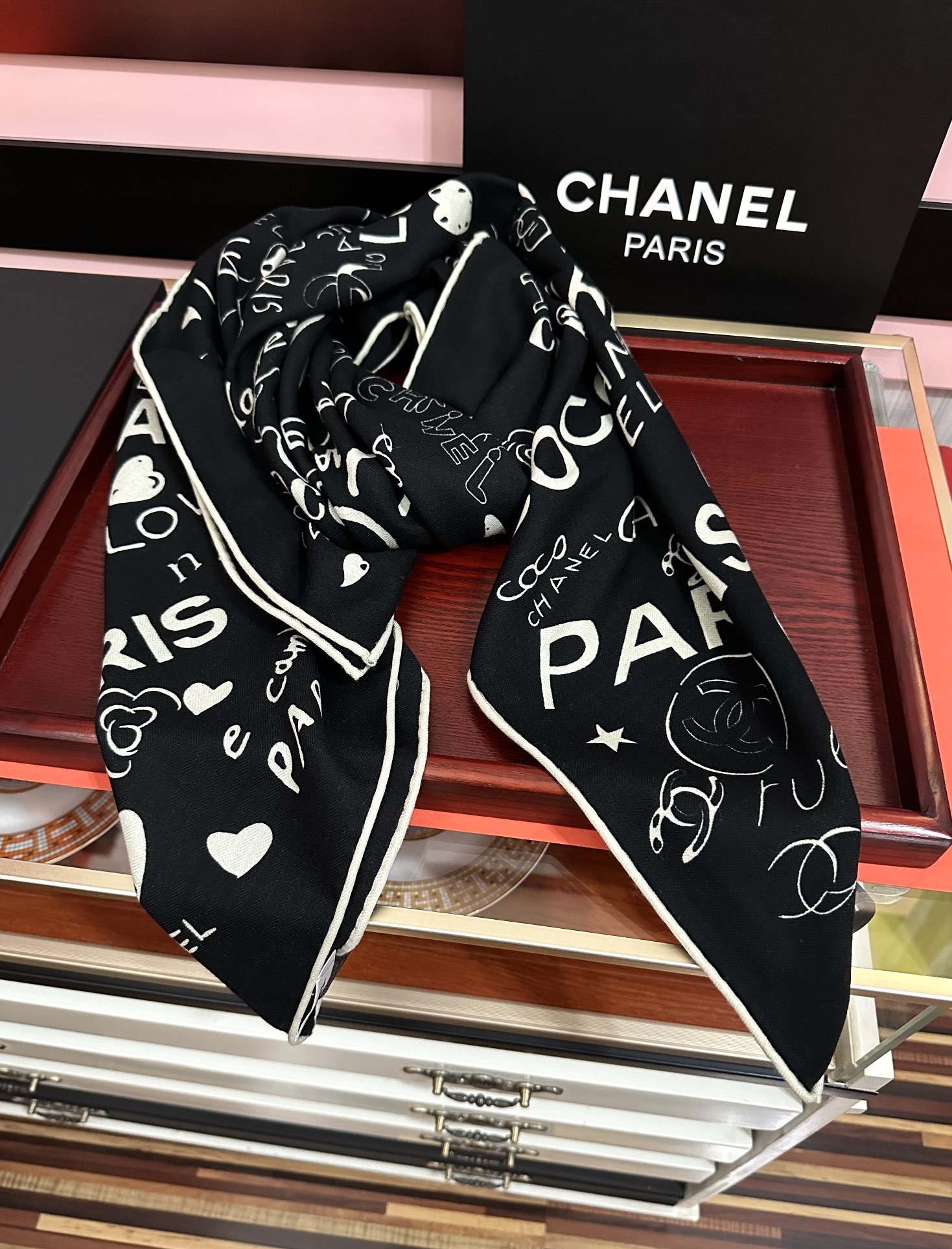 ❤️新款2025 香奈儿 ZG同步【涂鸦印花系列】 太美了 [發]经典茶花帽子🎩设计优雅风[礼物]~气质