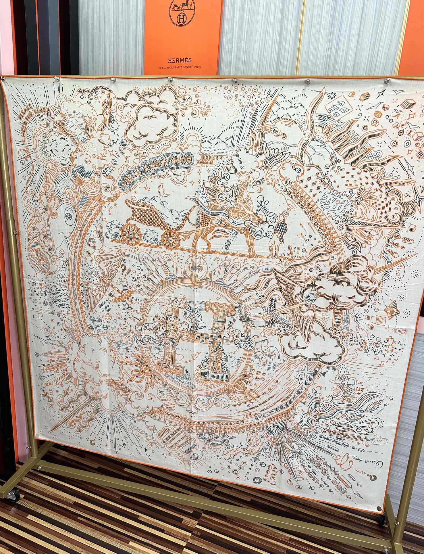 太美了❤️爱马仕 今年经典优雅[礼物]~气质到骨子里[色]新一季的面料超高级，真心超级柔软，丝丝顺滑[太