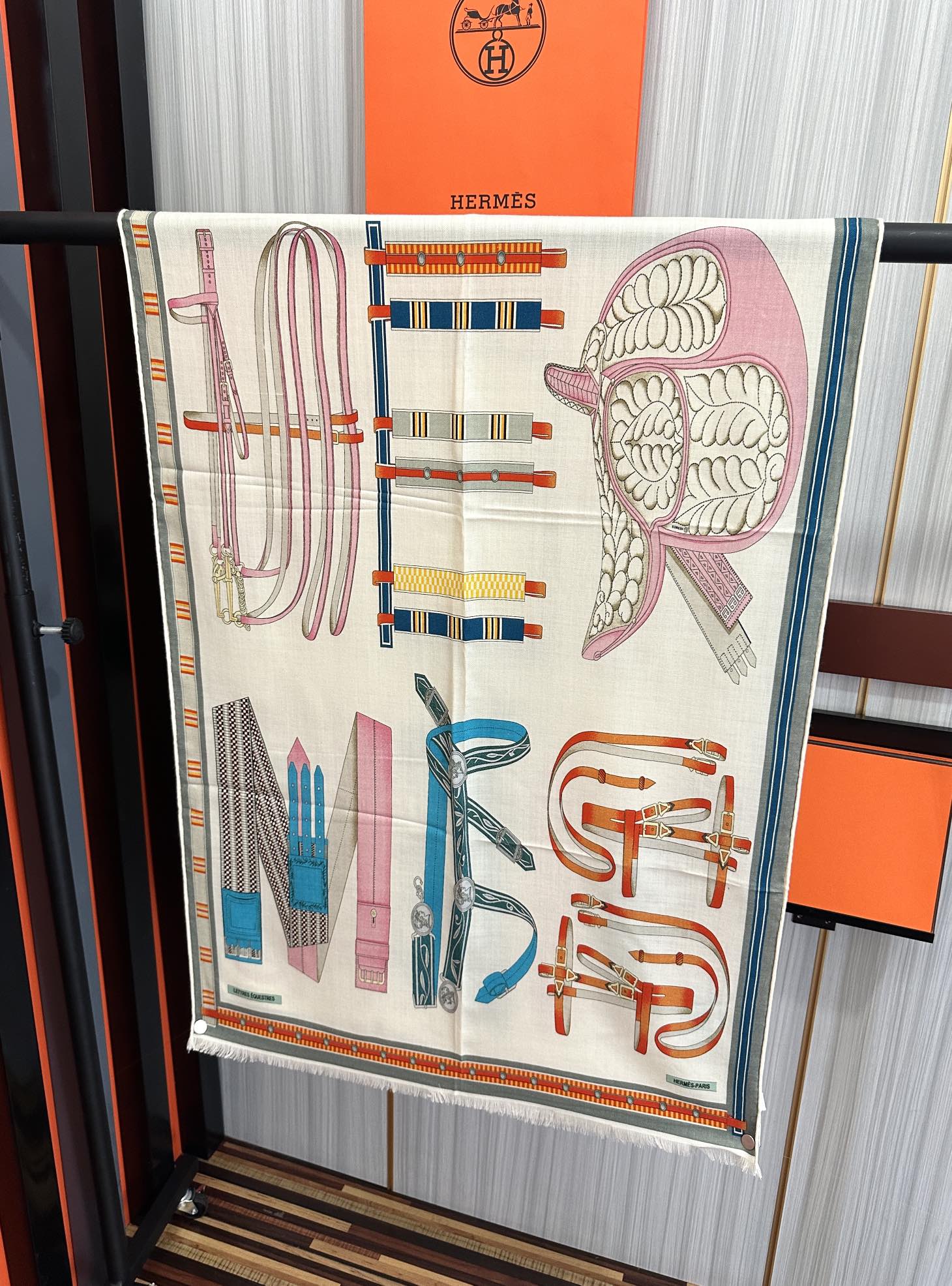 上新 爱马仕🔥2080【双面同色骏马】太美了[吃瓜][嘴唇]四季都可以用[勾引]真心美的让人非常非上身效