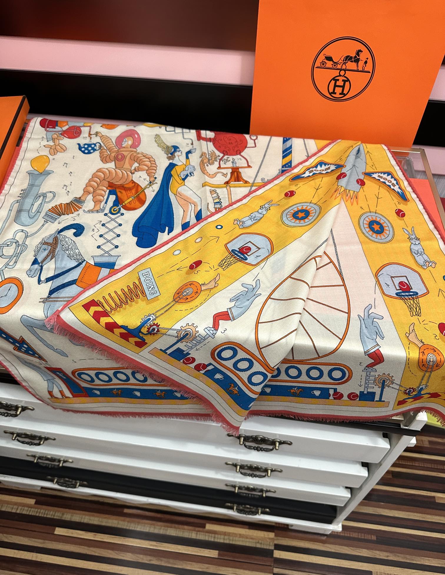 新款 爱马仕🔥【双面同色骏马】太美了[吃瓜][嘴唇]四季都可以用[勾引]真心美的让人非常非上身效果简直美