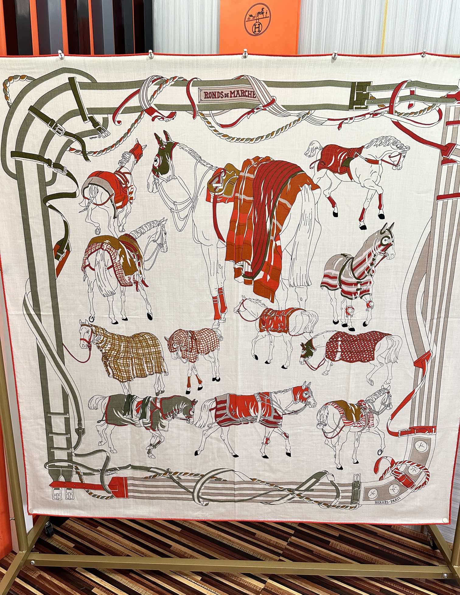 。爱马仕2025秋冬新款[爱心]新一季丝巾采购清单估计各位养马人们已经列好了[太阳]我就不推荐了回头分享