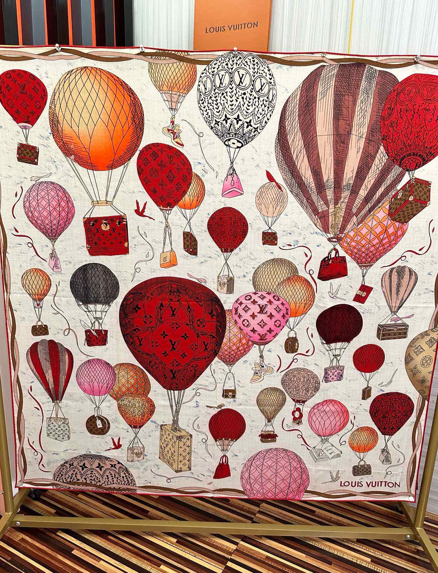 上新❤️LV 2025【双面同色热气球🎈】经典优雅[礼物]~气质到骨子里[色]新一季的面料超高级，真心超
