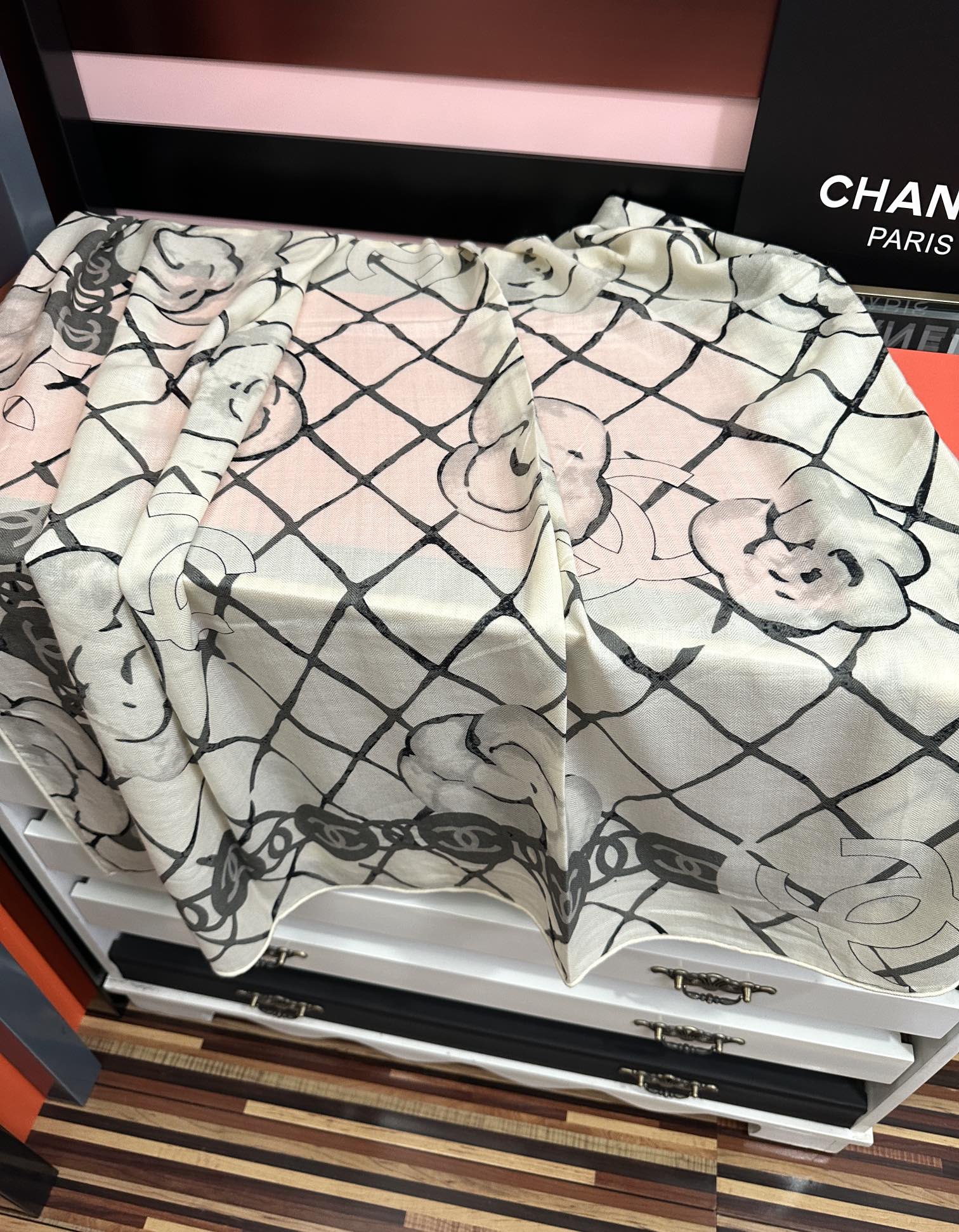 上新❤️香奈儿 香奶奶永远都是这么经典【双面同色】太美了[發]经典设计优雅风[礼物]~气质到骨子里[色]