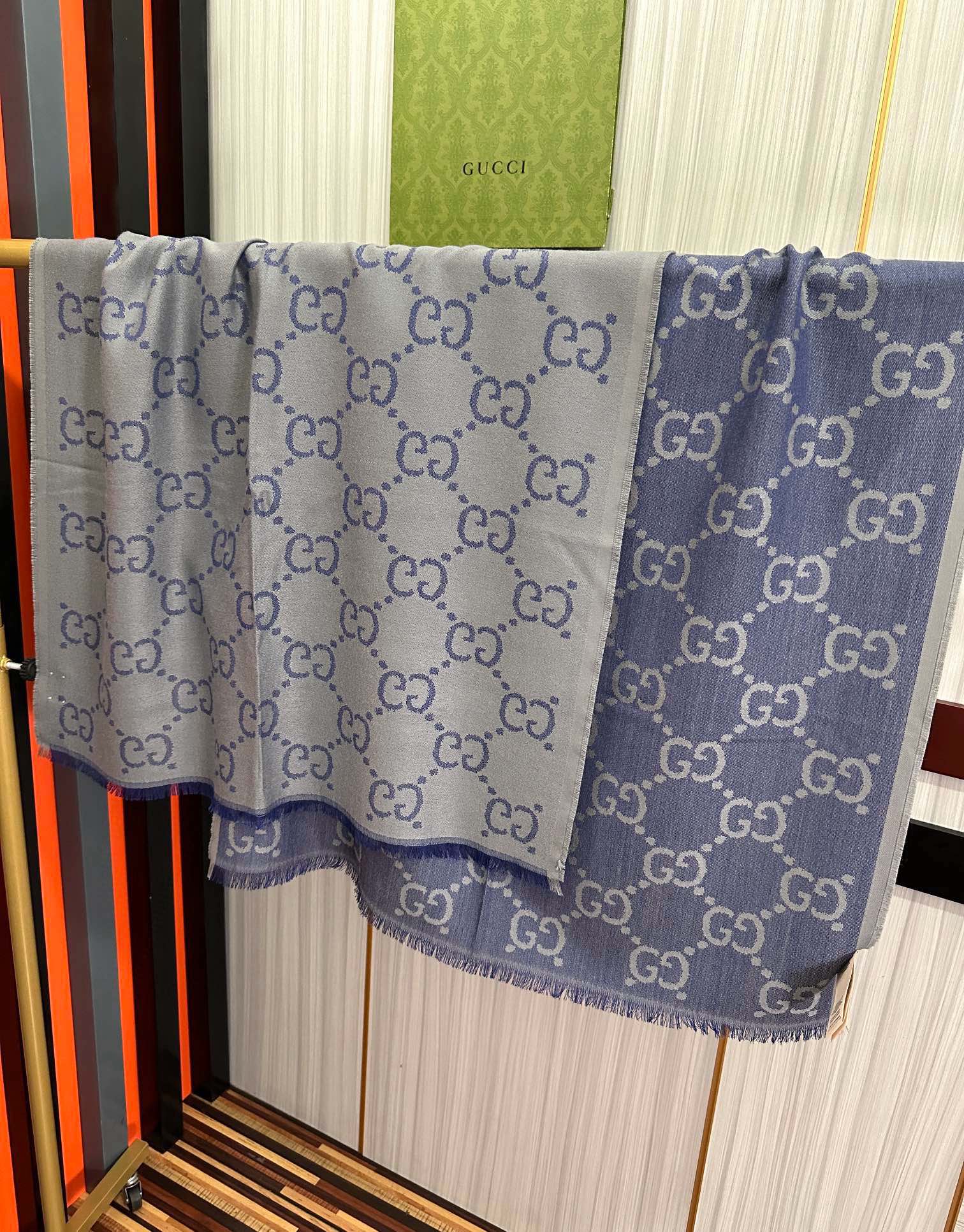 💖高品质 古奇【GG格子双面长巾】[爱心]中性款男女都可以用，😄经典GG图案是在30年代开始使用的标志性