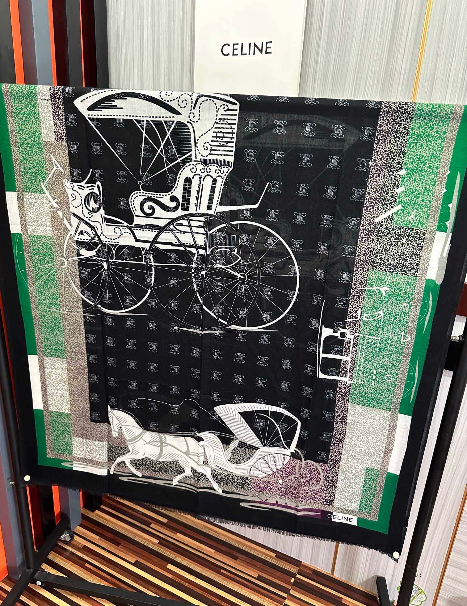 🔥 2080赛林 最新款 顶级设计太美了，真心赞👍😘💍实物真心美 🎀披肩配以印花💓💃🏻无论设计喷绘都是非