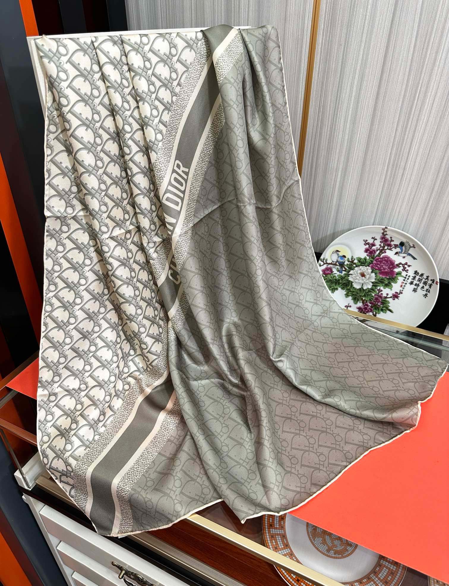 🔥 迪澳2025【D字印花字母】春夏季新款，太美了[玫瑰]买到都说好👍下手一定要快高端 大爱❤️女人尤物