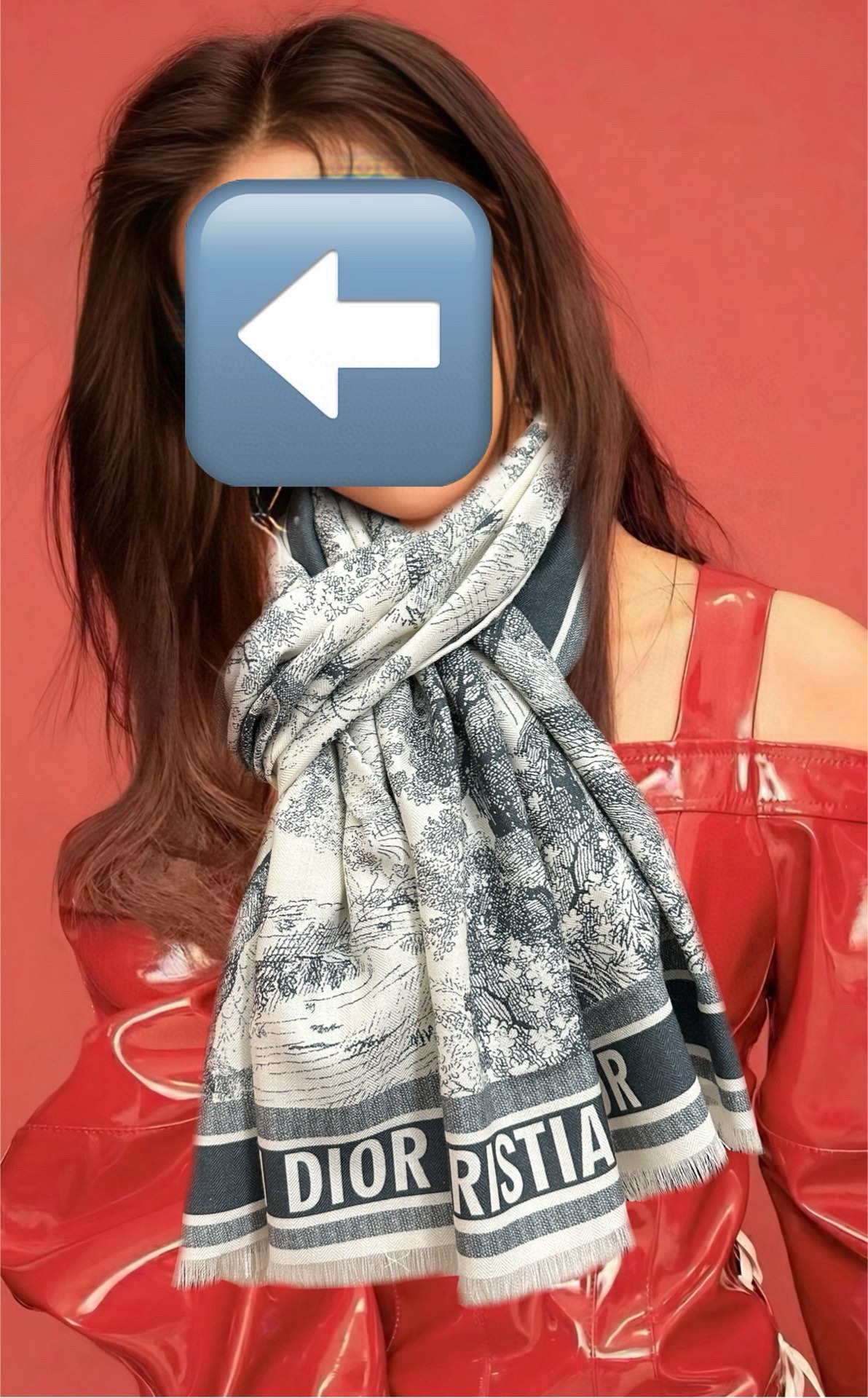 NO:342441,The new Dior double-sided and same color [Animal Jungle] is so beautiful [Eating Melon] Be sure to start quickly [Lips] You can use it all seasons [Seduction] It is really beautiful and makes people feel very unfair. The quality is very perfect. The whole scarf gives people aura and is very exquisite and beautiful. The new style is definitely worth buying. Once you get it, you will be glad that you are a beautiful woman. Size 65x, high-end cashmere scarf, high-end scarf, dior19860909新款迪奥双面同色【动物丛林】太美了[吃瓜]下手一定要快[嘴唇]四季都可以用[勾引]真心美的让人非常非上身效果简直美翻了 品质非常完美整个围巾给人气场的同时又非常精致秀丽绝对值得入手的新款实物一拿到就会庆幸自己是女人的绝美好货 尺寸65x,材质羊绒高版本围巾,高版本围巾,dior,scarf