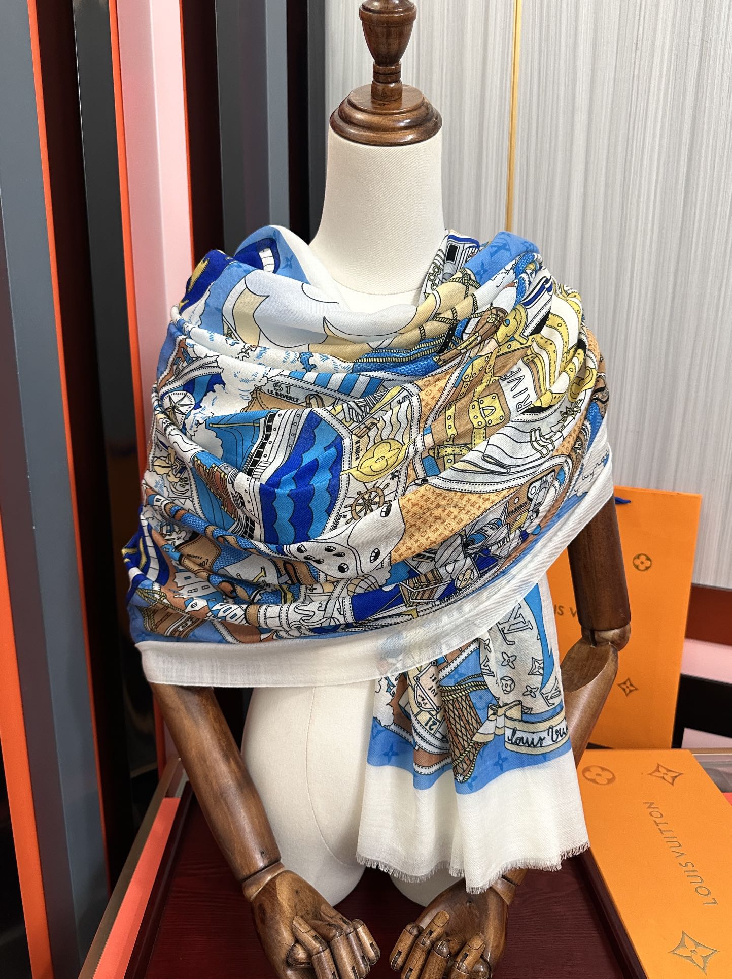 🔥LvZG最新款2025 重磅推荐[爱心]顶级高端设计太美了[啤酒]真心赞👍【戒指绒长巾】😘💍实物真心美