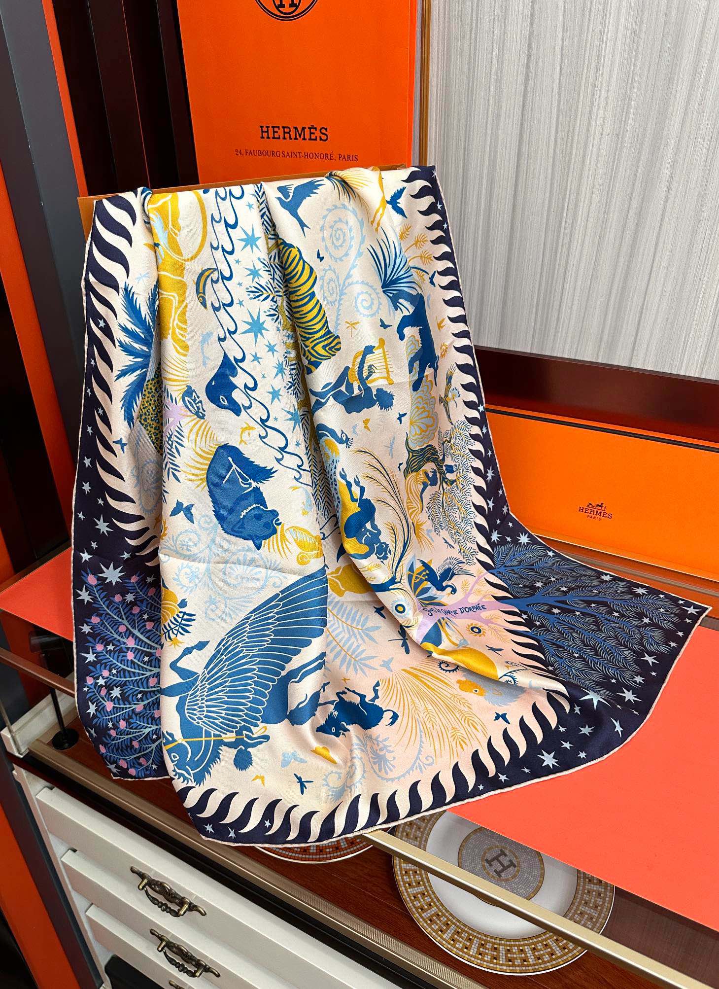 🔥高品质。H家2025新款【大自然动物图】大爱❤️女人尤物 货极少 四季都可以用‼️真心美的让人非常非常