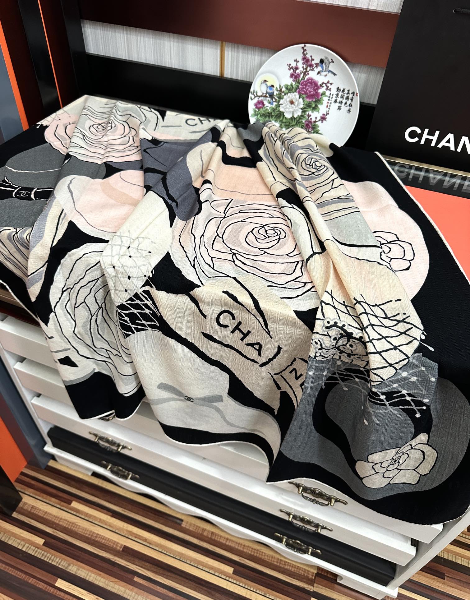 ❤️香奈儿 【双面同色】2025太美了[發]经典茶花帽子🎩设计优雅风[礼物]~气质到骨子里[色]香奶奶新