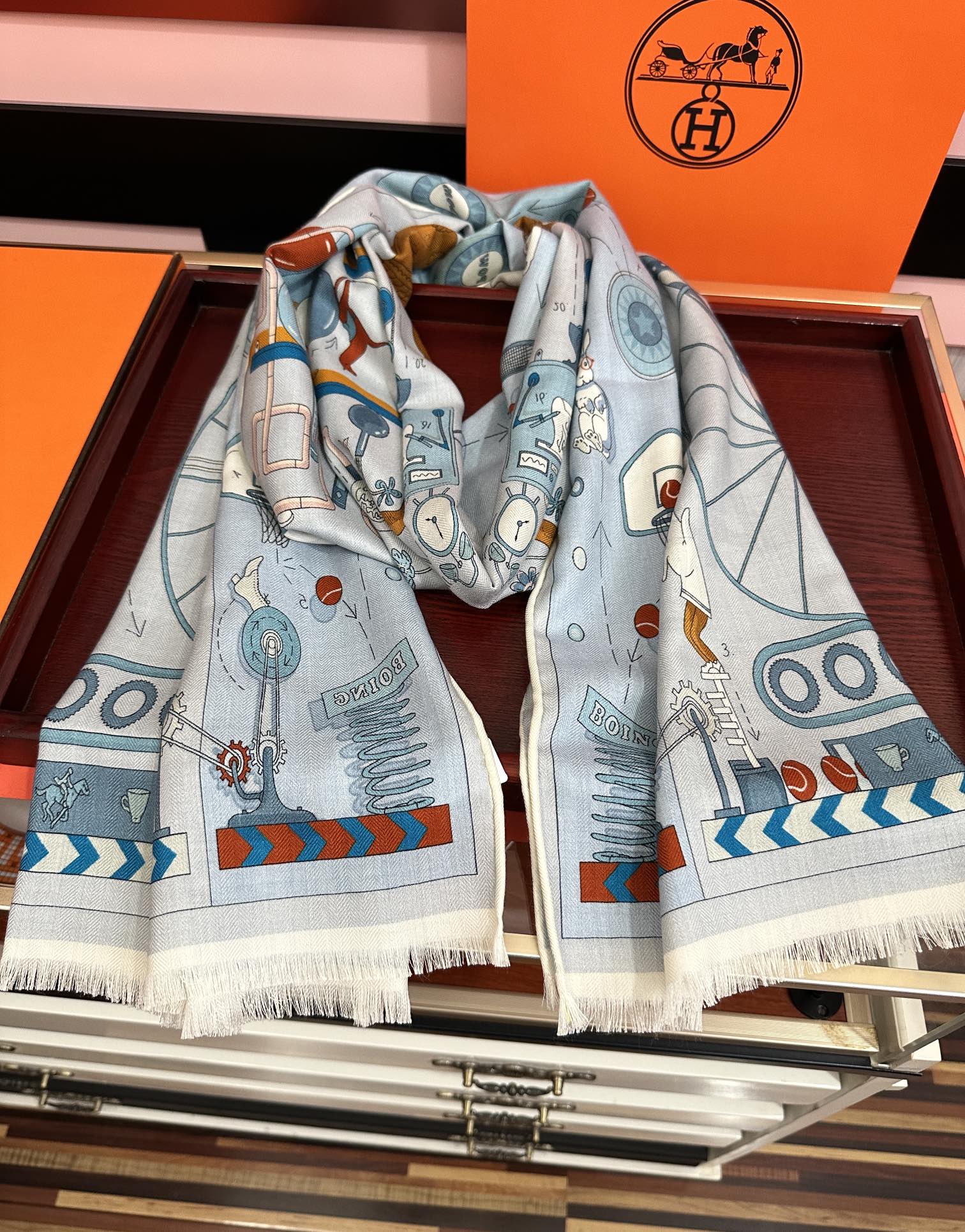 新款 爱马仕。【双面同色骏马】太美了[吃瓜][嘴唇]四季都可以用[勾引]真心美的让人非常非上身效果简直美