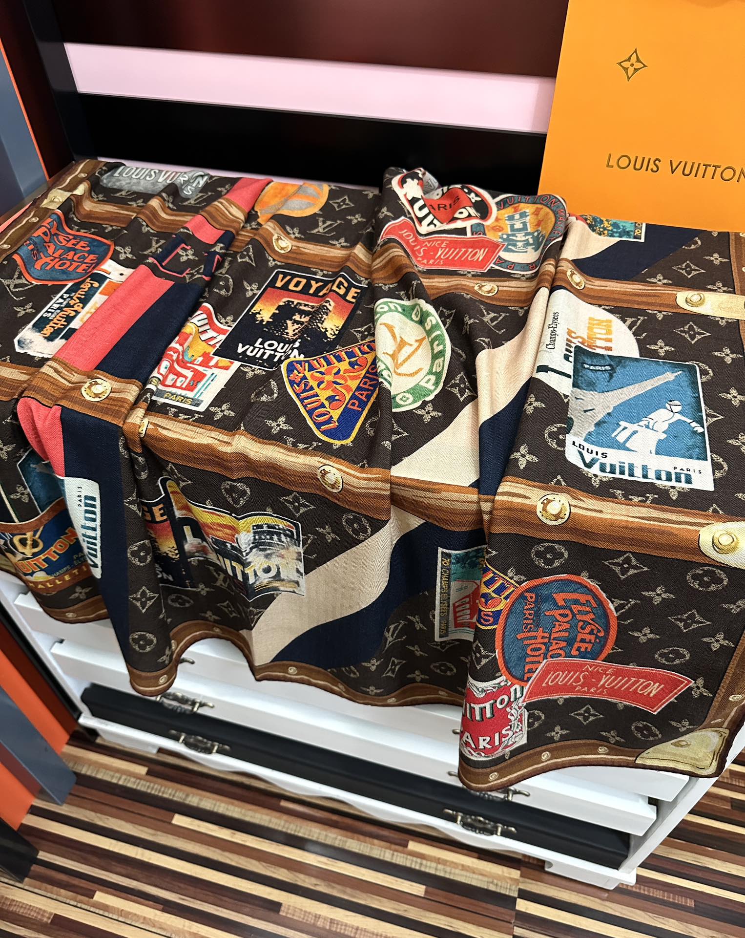 ❤️新款LV 2025高品质 官网同步【双面同色】经典优雅[礼物]~气质到骨子里[色]新一季的面料超高级