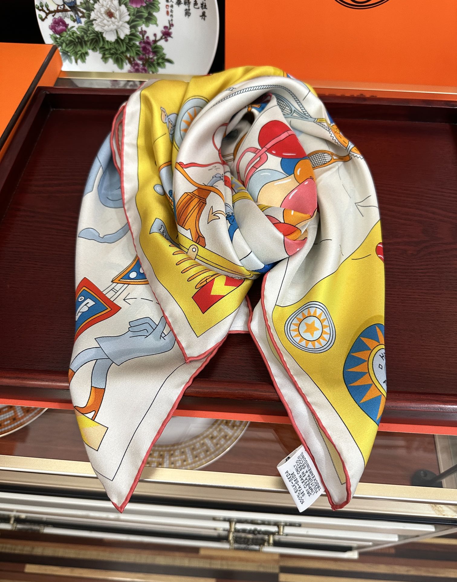 。H家2025新款【爱马系列】手工卷边，买到都说好👍下手一定要快高端 大爱❤️女人尤物 货极少 四季都可