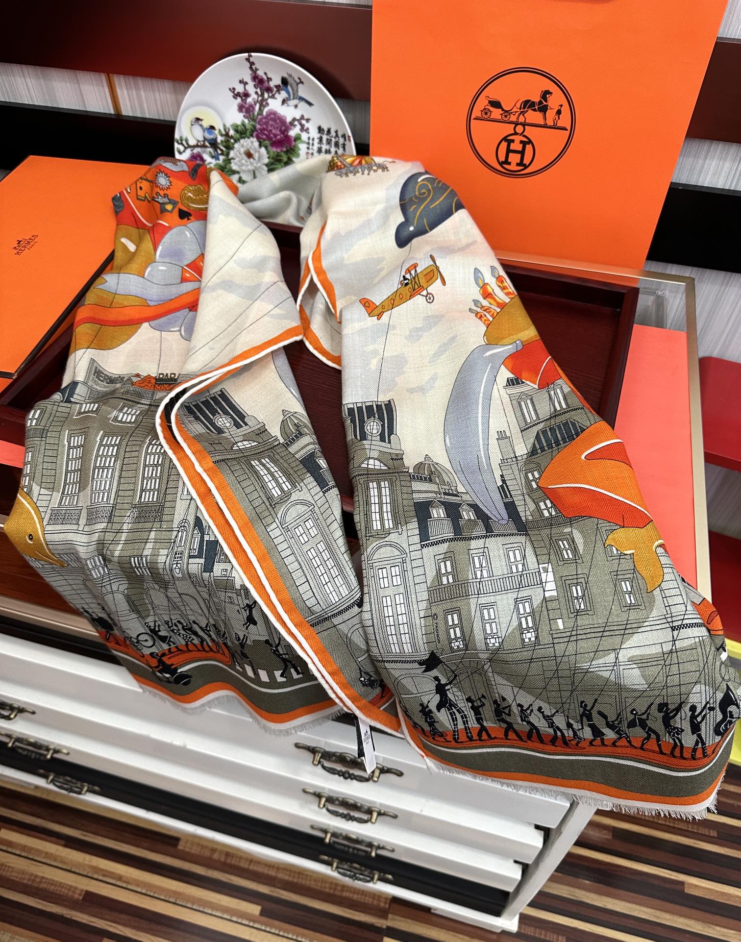 上新 爱马仕。2010【双面同色】太美了[吃瓜]下手一定要快[嘴唇]四季都可以用[勾引]真心美的让人非常