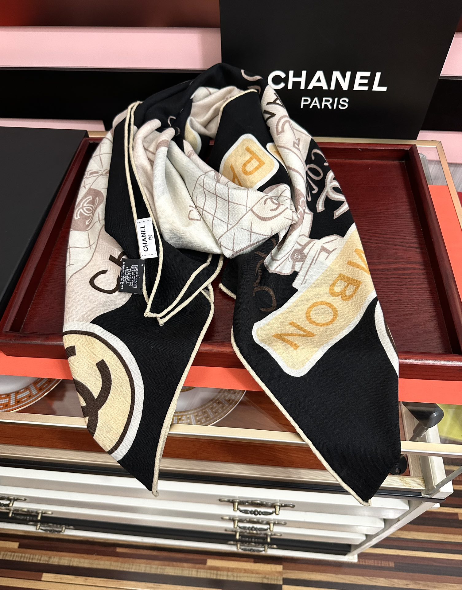 上新❤️ 香奈儿 ZG同步 2025新款 太美了 【双面同色】顶级设计优雅风[礼物]~气质到骨子里[色]