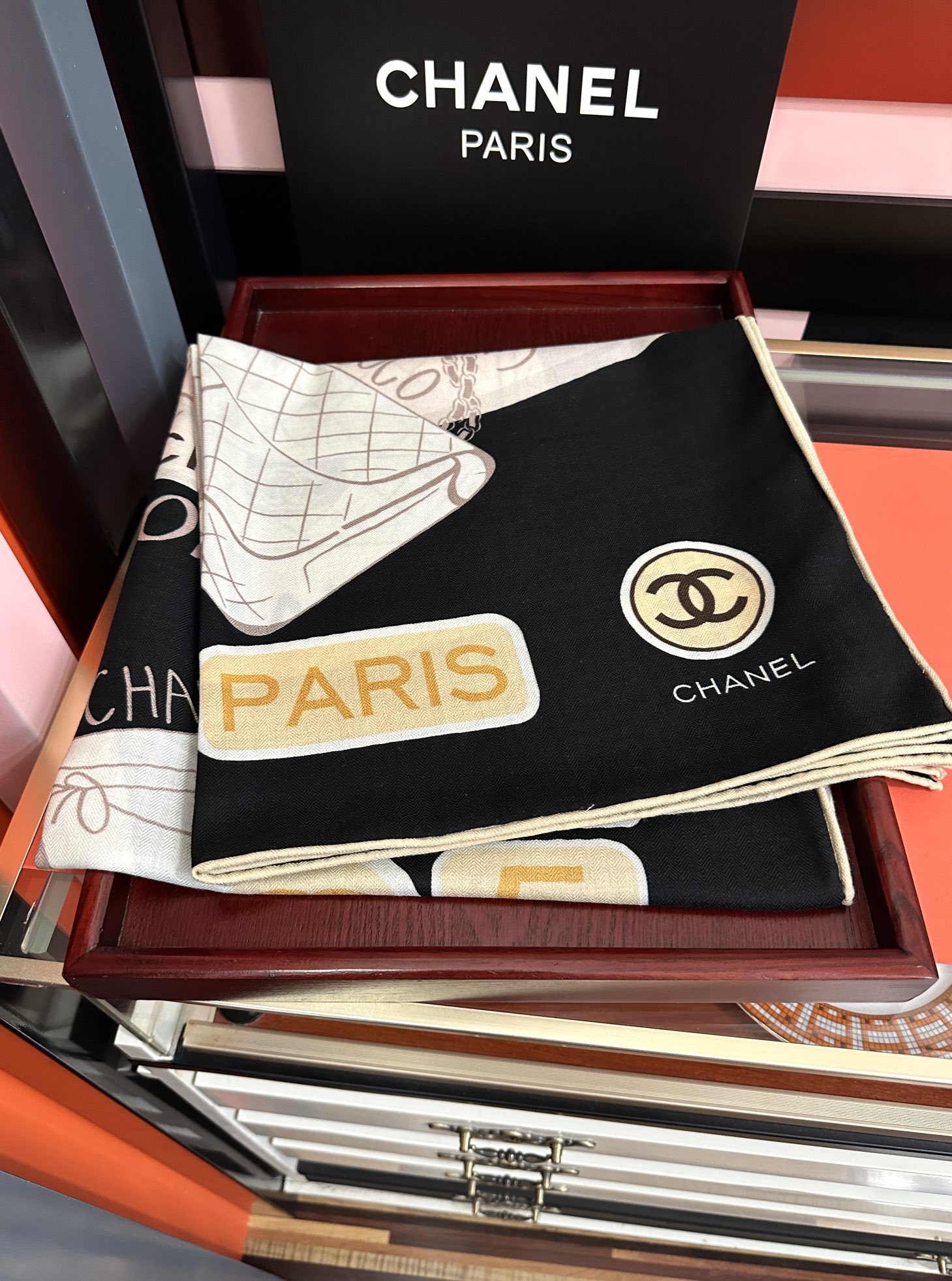 上新❤️ 香奈儿 ZG同步 2025新款 太美了 【双面同色】顶级设计优雅风[礼物]~气质到骨子里[色]