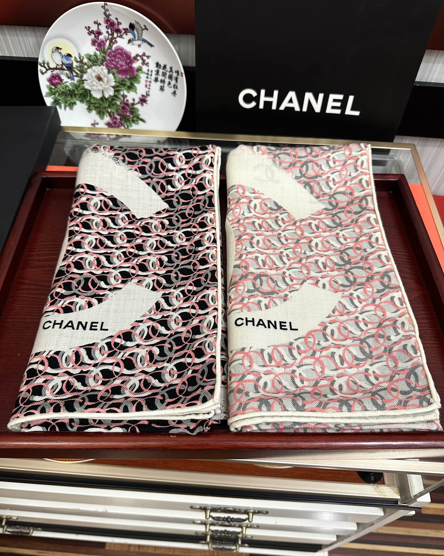 新款。香奈儿 2025【双面同色】永远经典双C优雅Coco风[礼物]~气质到骨子里[色]香奶奶新一季的面