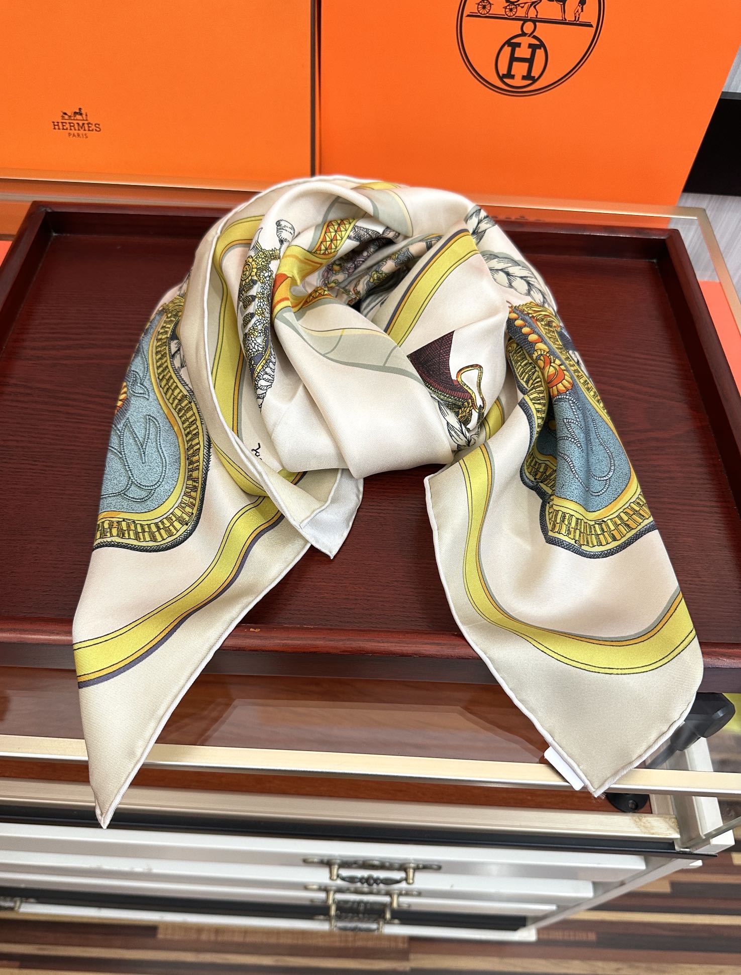 高版本。爱马仕 精致款边👍2025新款 高端设计买到都说好👍下手一定要快高端 大爱❤️女人尤物 货极少 