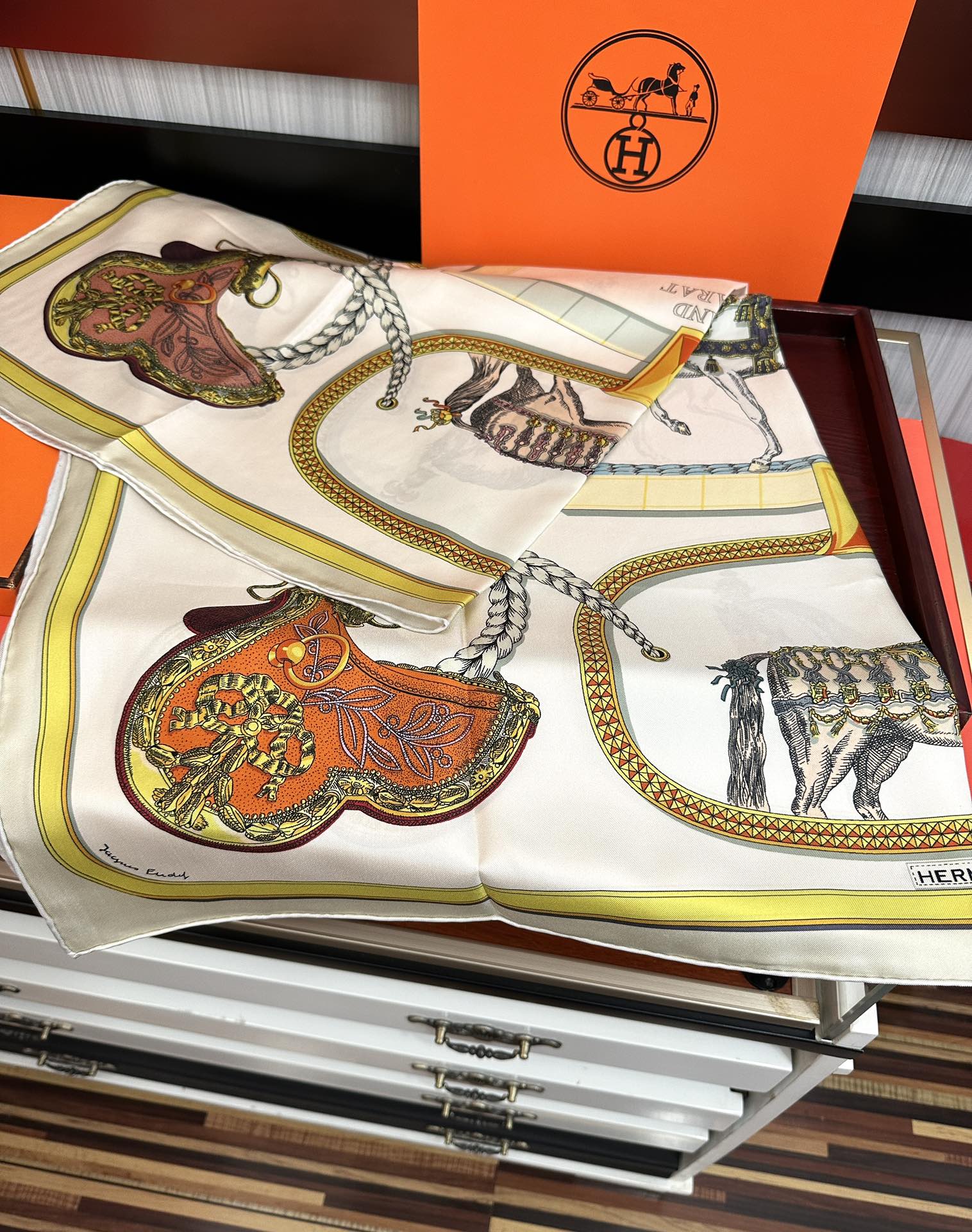 高版本。爱马仕 精致款边👍2025新款 高端设计买到都说好👍下手一定要快高端 大爱❤️女人尤物 货极少 