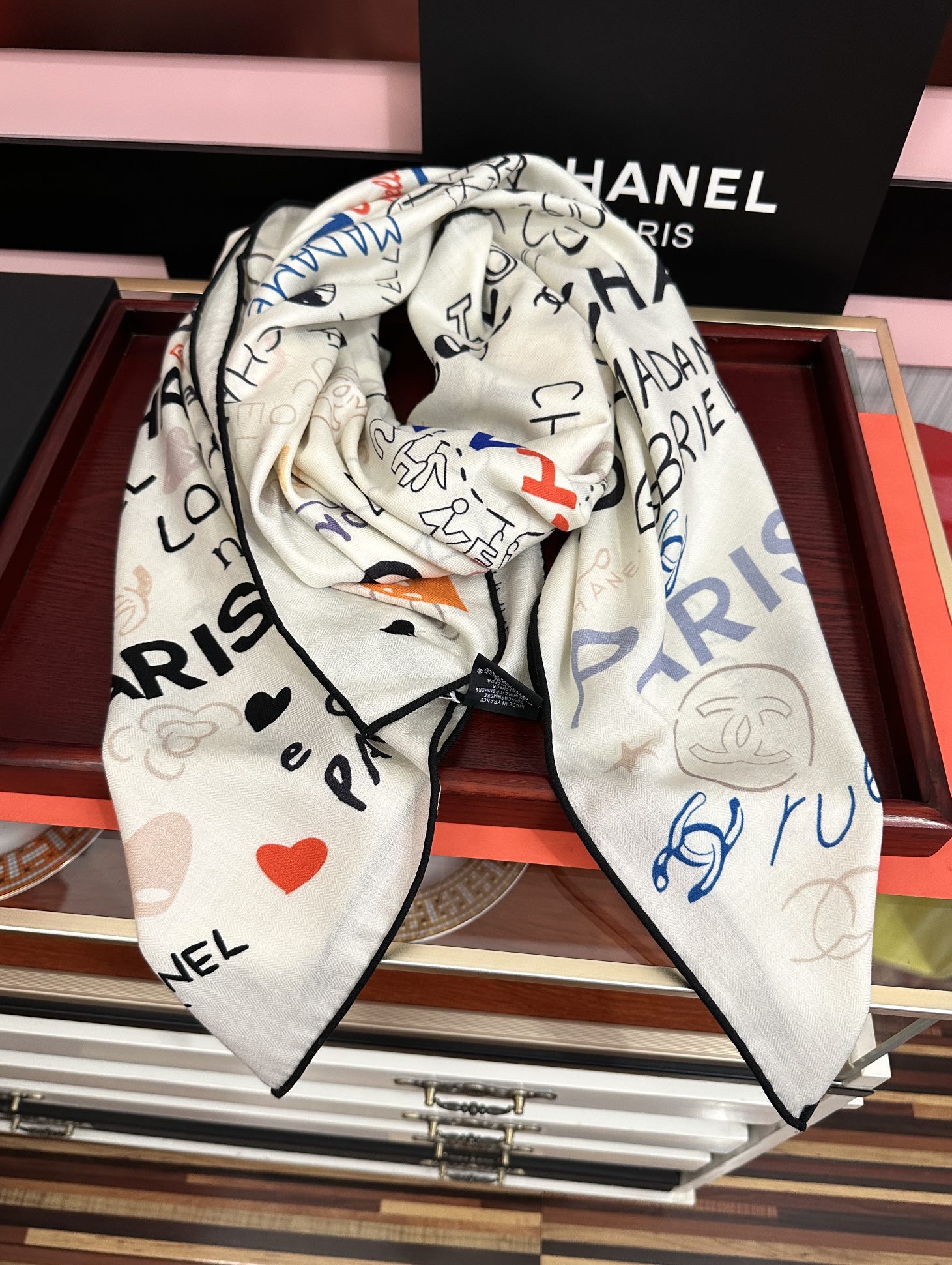 ❤️新款2025 香奈儿 ZG同步【涂鸦印花系列】 太美了 [發]经典茶花帽子🎩设计优雅风[礼物]~气质