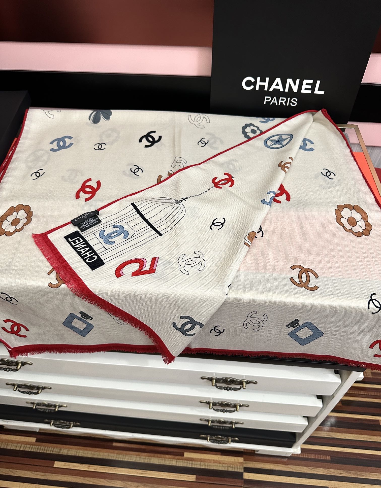 。新款 小香 双面同色 2025【5号香水瓶】太美了[吃瓜]下手一定要快[嘴唇]四季都可以用[勾引]真心