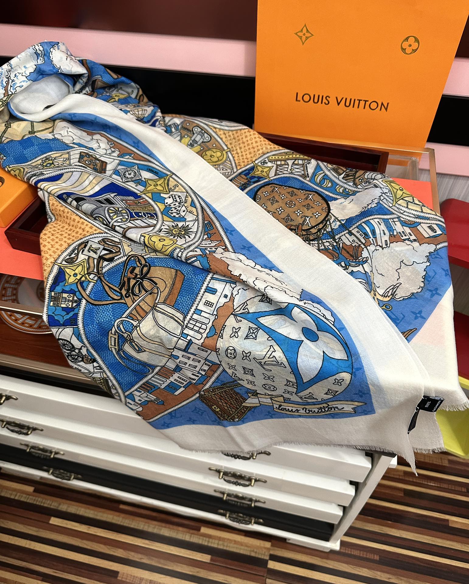 。新款 小香 双面同色 2025【5号香水瓶】太美了[吃瓜]下手一定要快[嘴唇]四季都可以用[勾引]真心