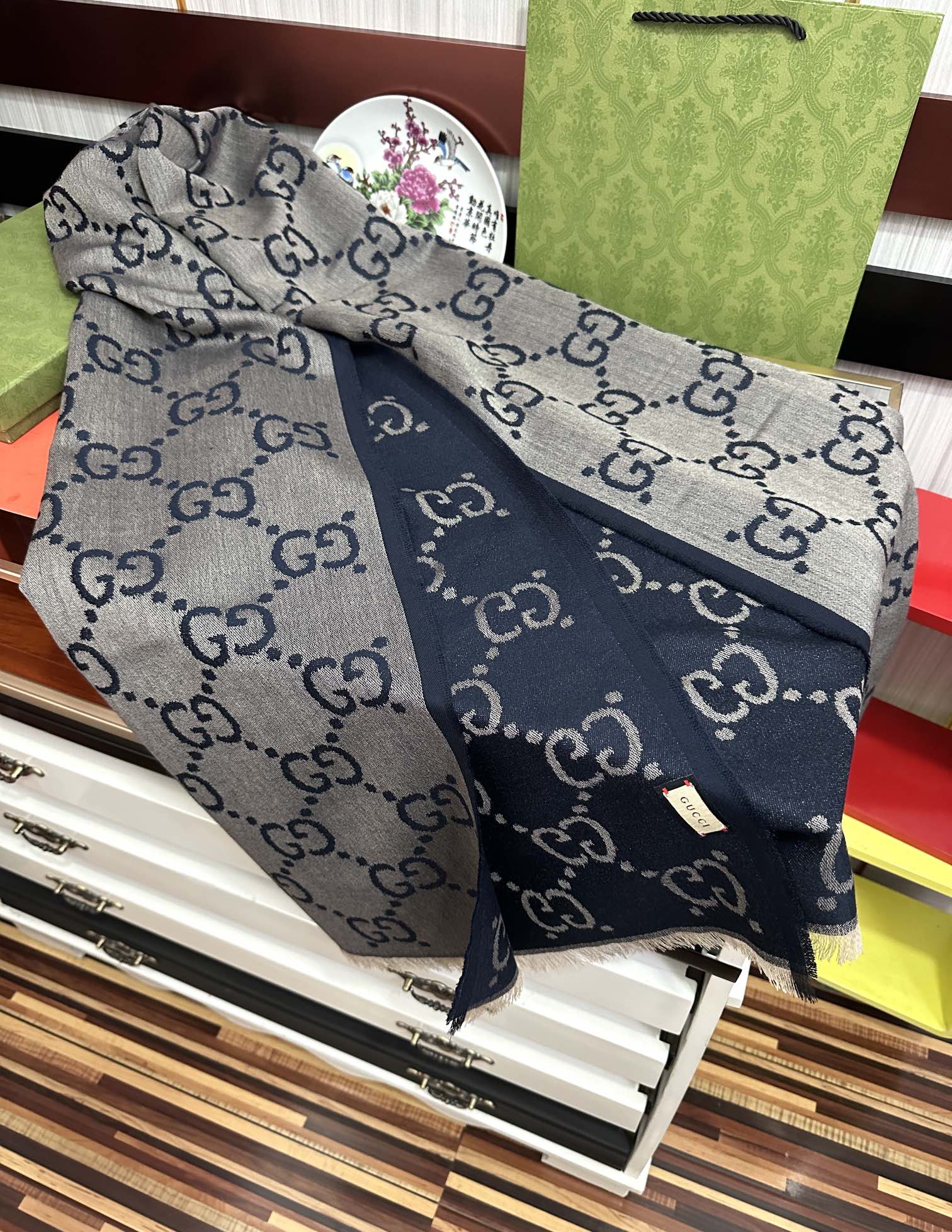 💖高品质 古奇【GG格子双面长巾】[爱心]中性款男女都可以用，😄经典GG图案是在30年代开始使用的标志性