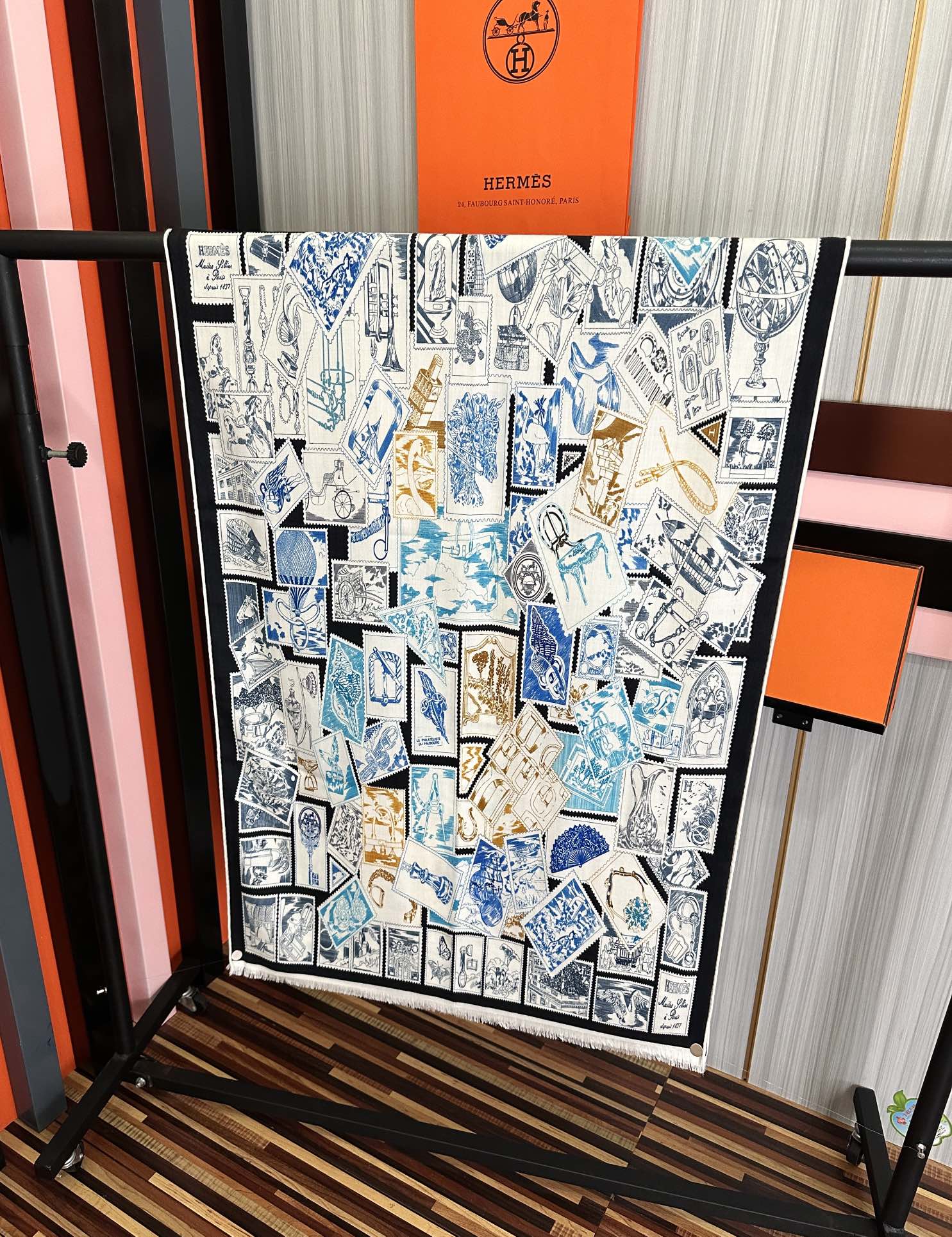 。2010 新款爱马仕。【双面同色 福宝邮集者】太美了[吃瓜]下手一定要快[嘴唇]四季都可以用[勾引]真