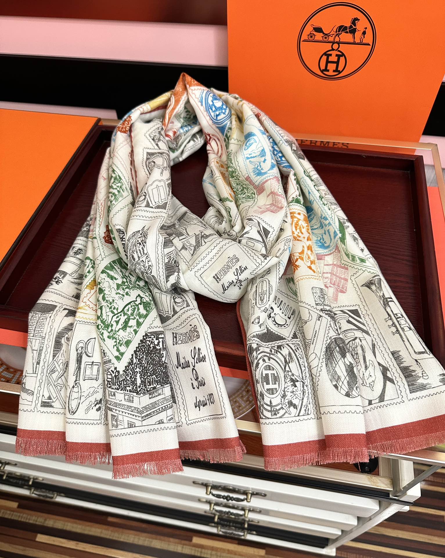 。2010 新款爱马仕。【双面同色 福宝邮集者】太美了[吃瓜]下手一定要快[嘴唇]四季都可以用[勾引]真