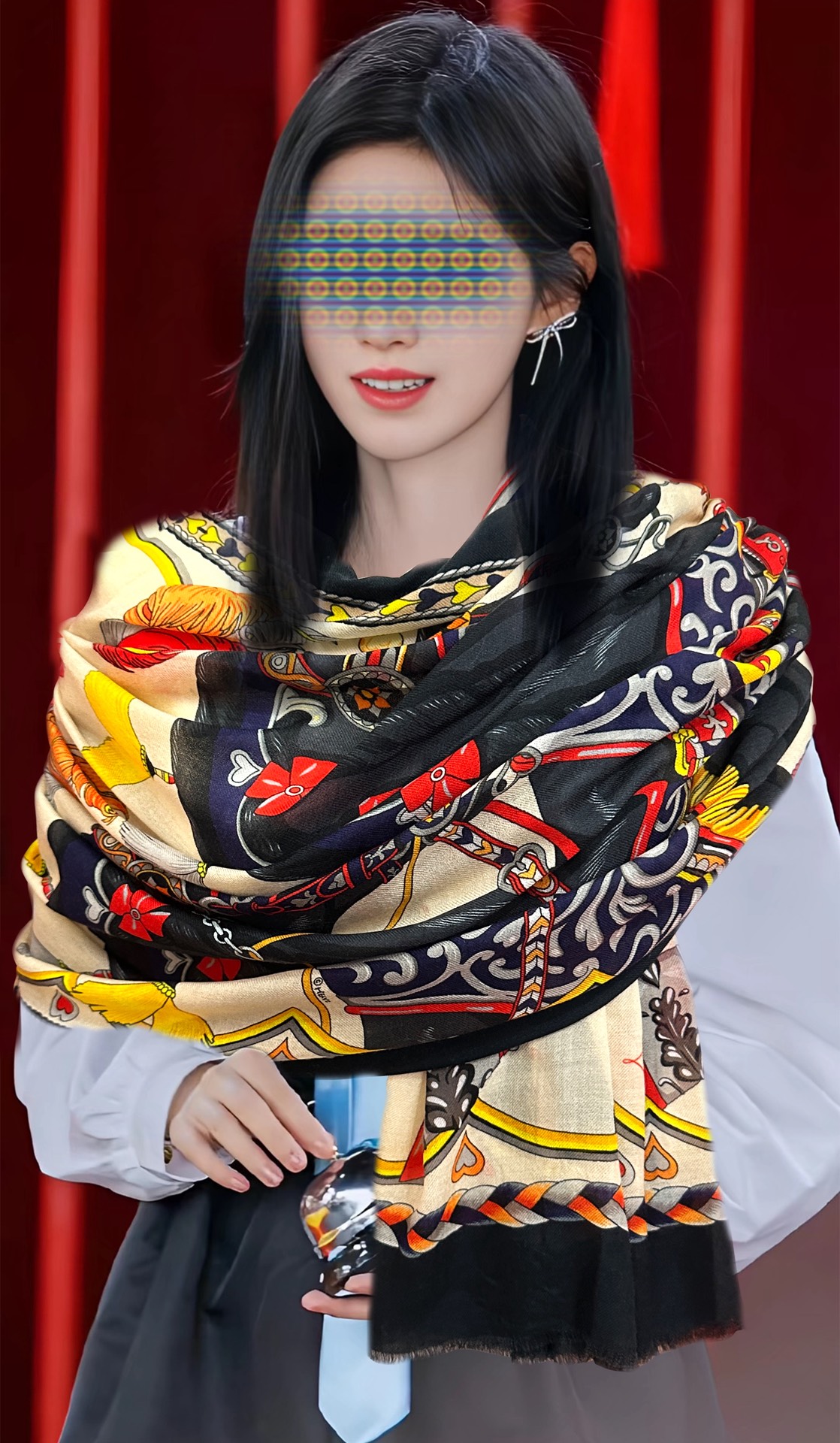 。新款羊绒 爱马仕2025 最新款顶级设计太美了，真心赞👍😘💍实物真心美 🎀披肩配以印花💓💃🏻无论设计喷