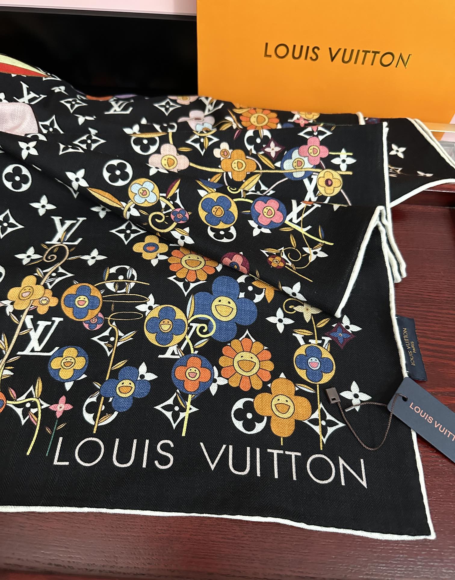 上新❤️LV 2025女士必备款ZG同步【双面同色】经典优雅[礼物]~气质到骨子里[色]新一季的面料超高