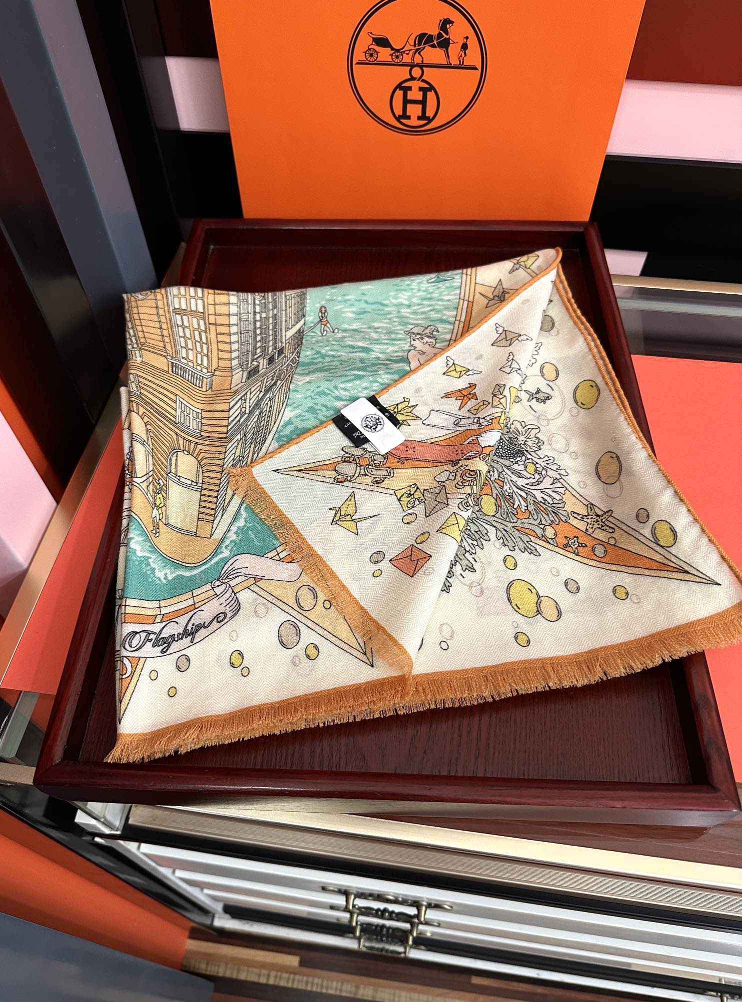 。 新款爱马仕。双面同色【一帆风顺】太美了[吃瓜]下手一定要快[嘴唇]四季都可以用[勾引]真心美的让人非